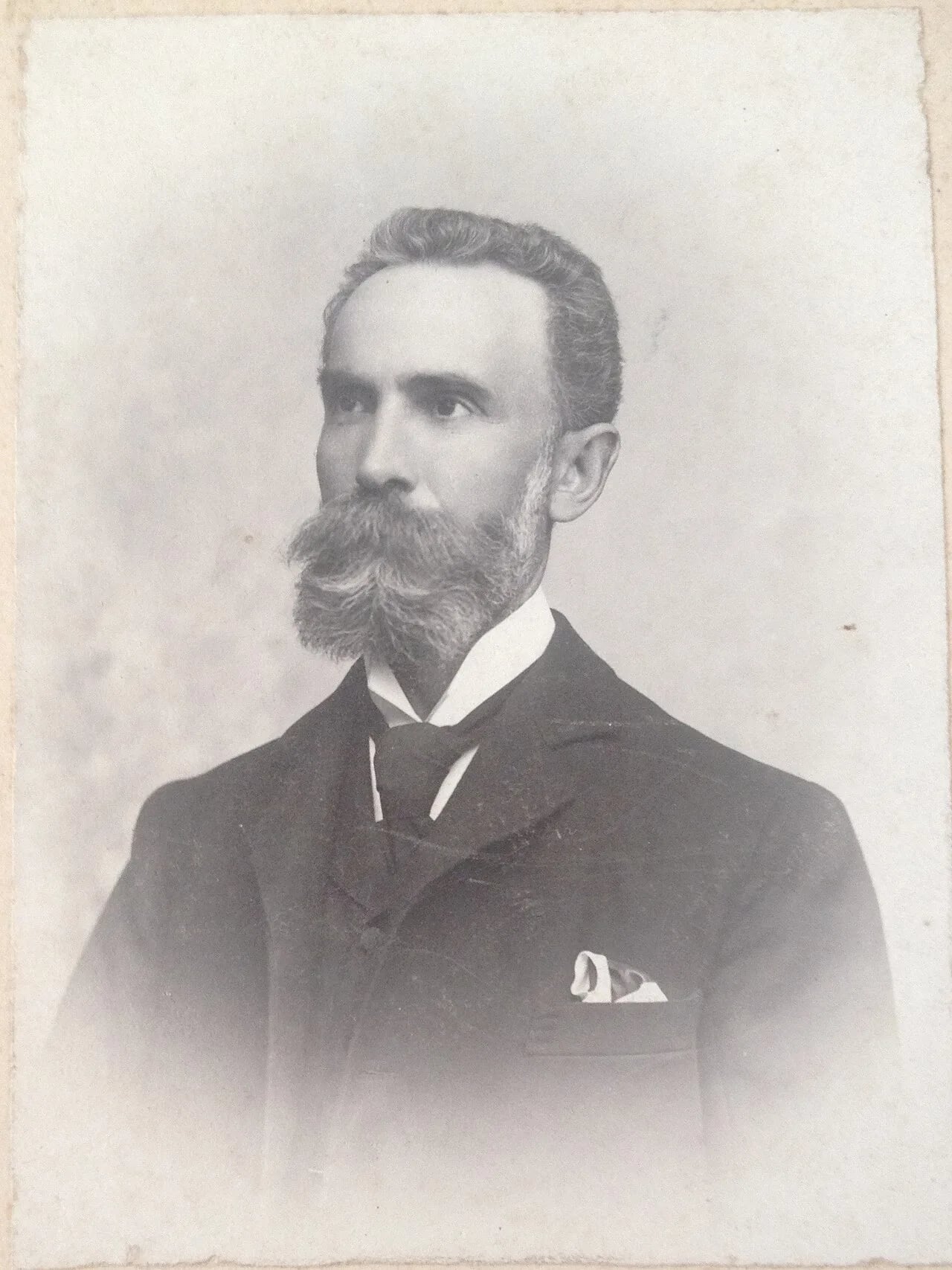 Porträt von Mario Alessi (1854–1928) – Gedenkseite