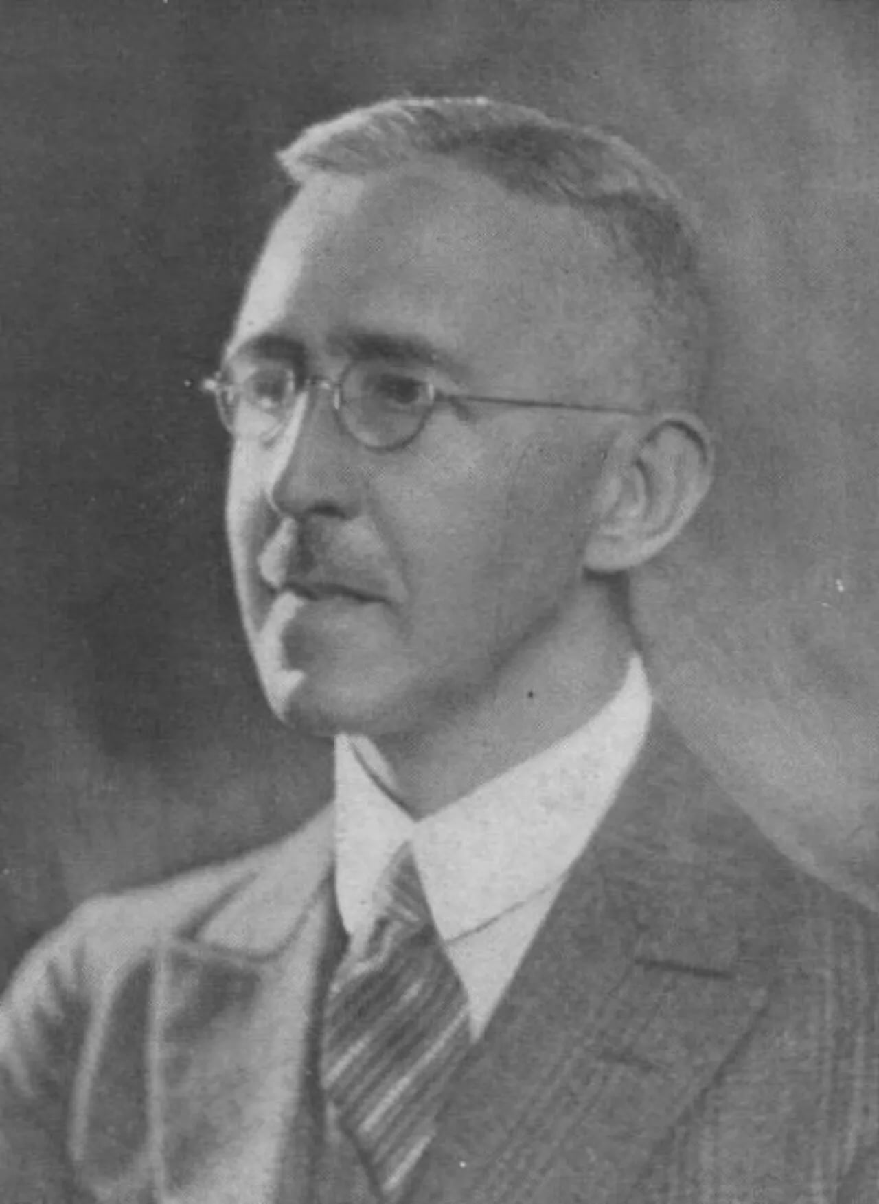 Portrait of Cornelis Johannes van Nieuwenburg (1889–1985) – memorial page