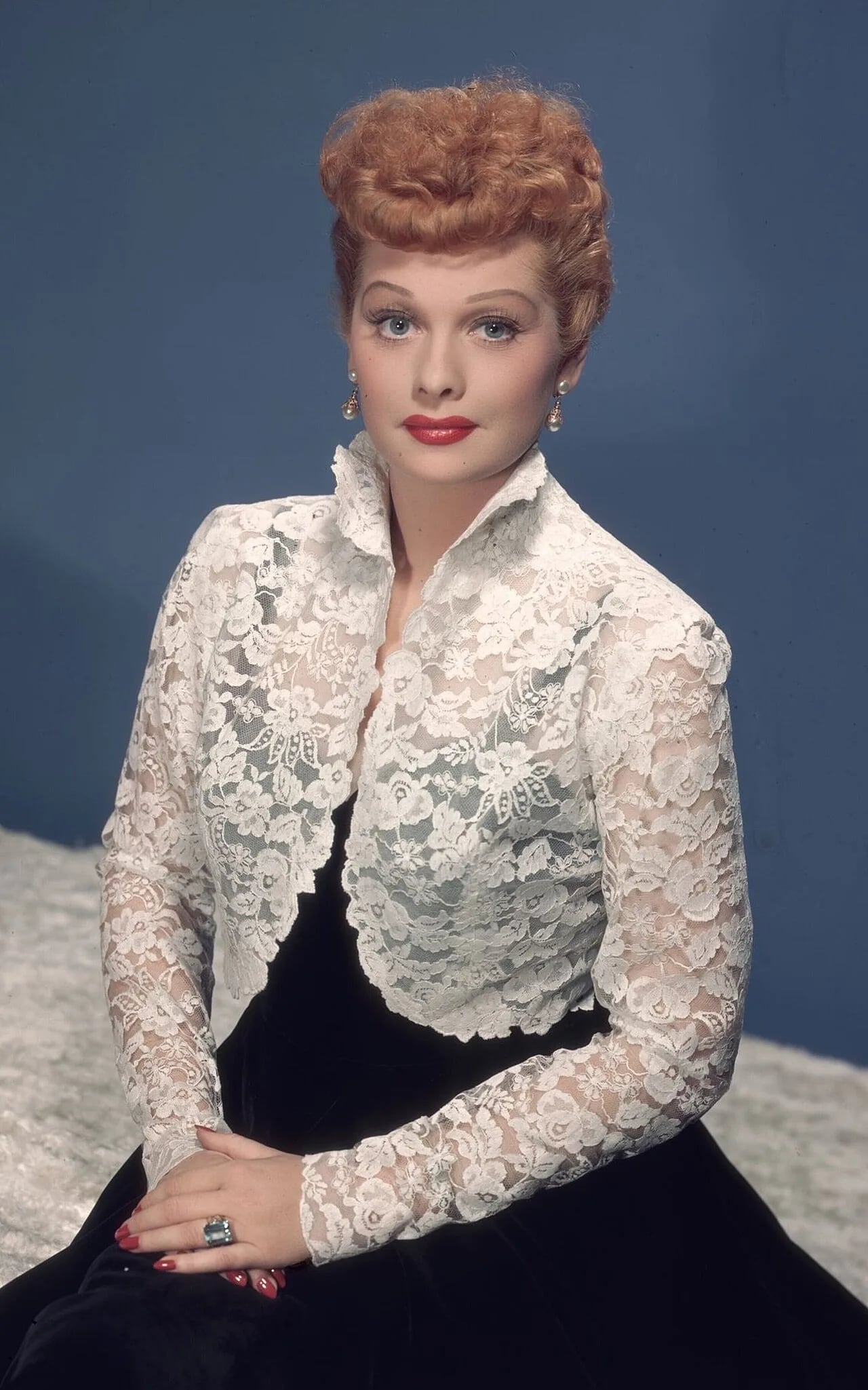 Porträt von Lucille Ball (1911–1989) – Gedenkseite