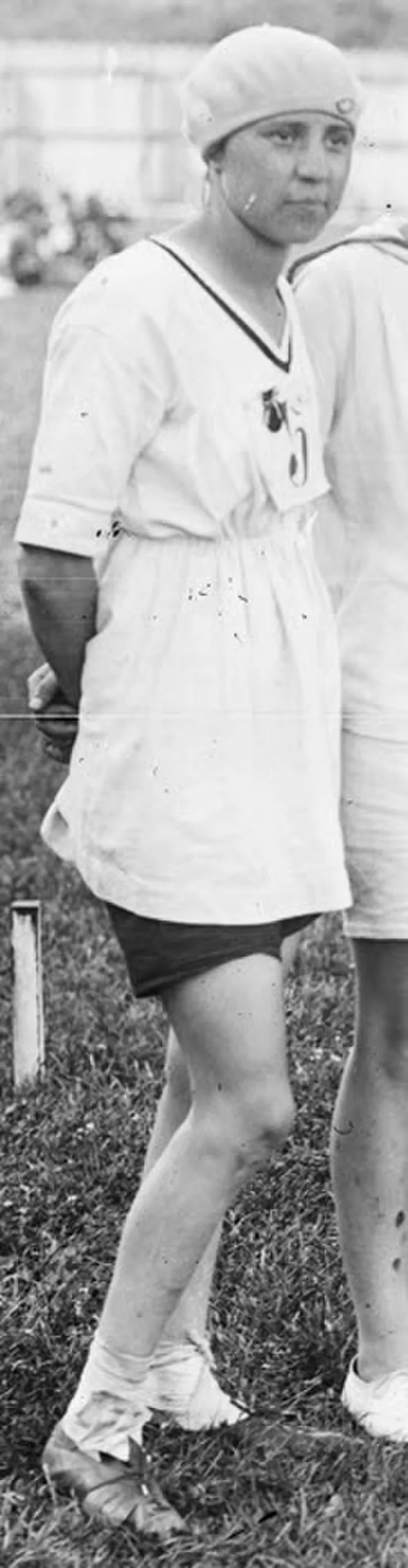 Portrait of Geneviève Laloz (1898–1986) – memorial page