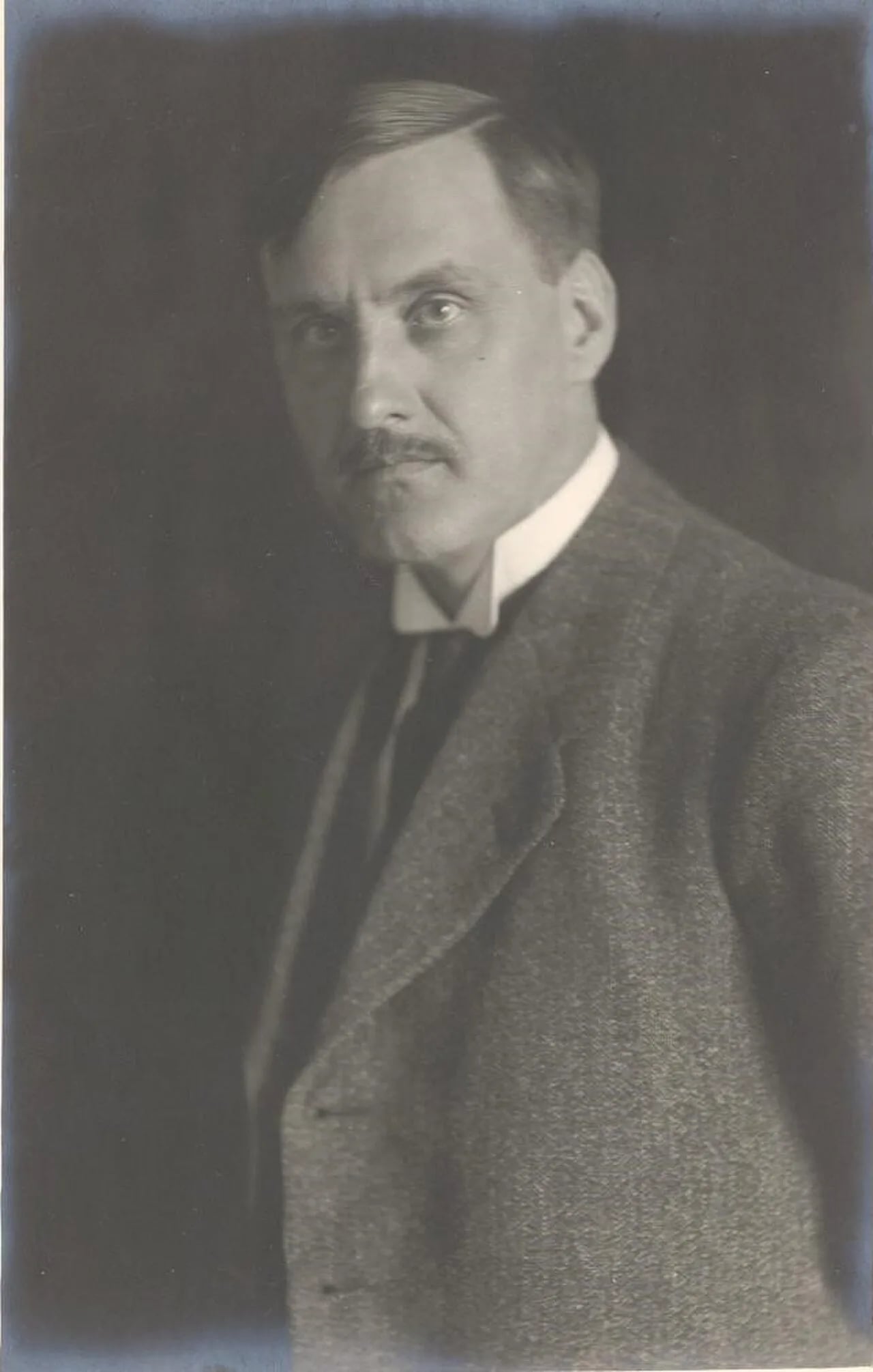 Porträt von Hans Eduard Fierz (1882–1953) – Gedenkseite