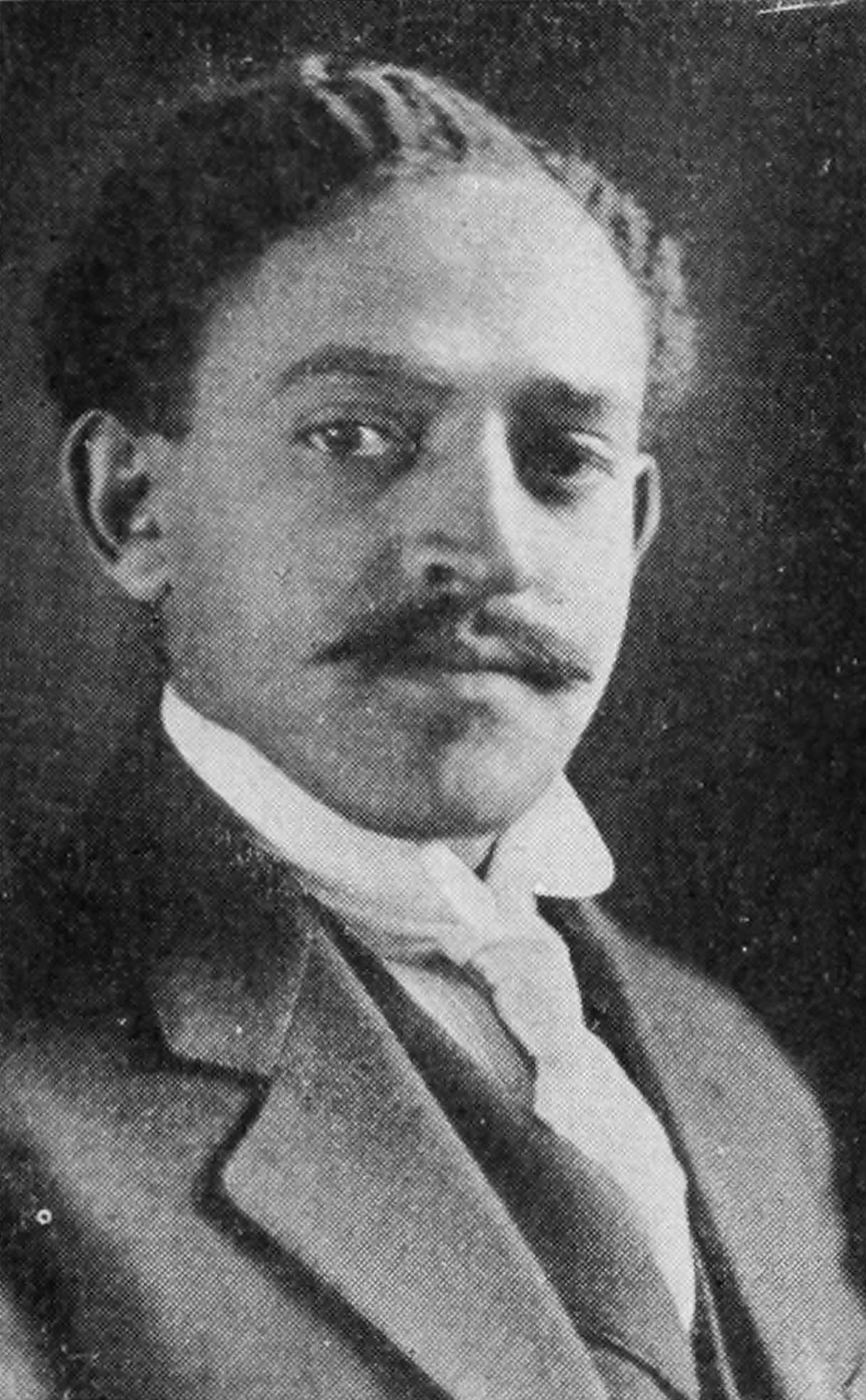 Porträt von Dwight O. W. Holmes (1877–1963) – Gedenkseite