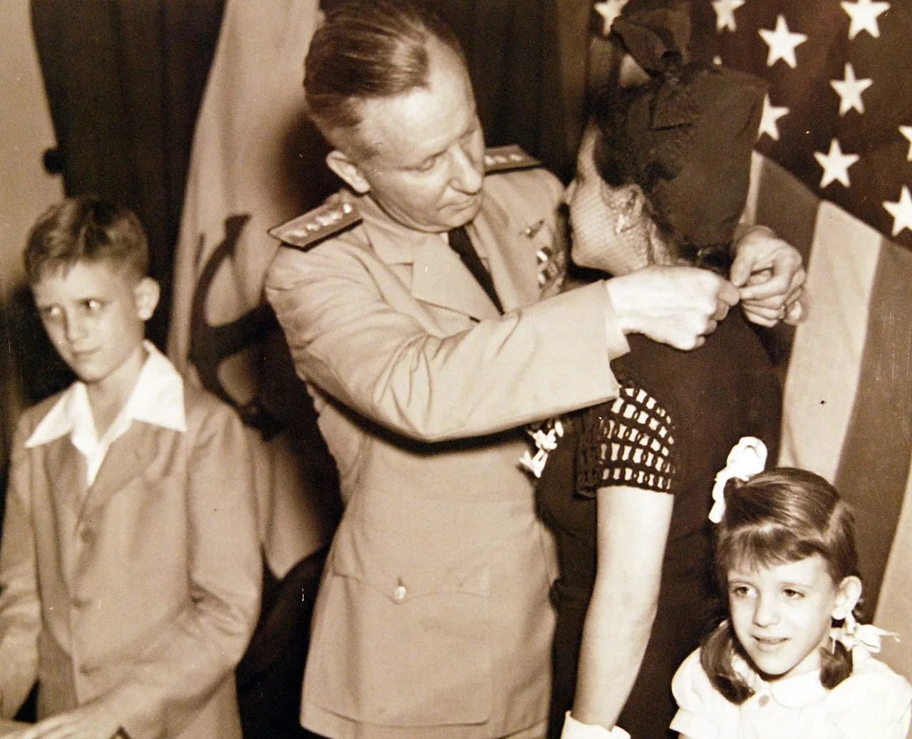 Portrait of Andrew Carl Bennett (1889–1971) – memorial page