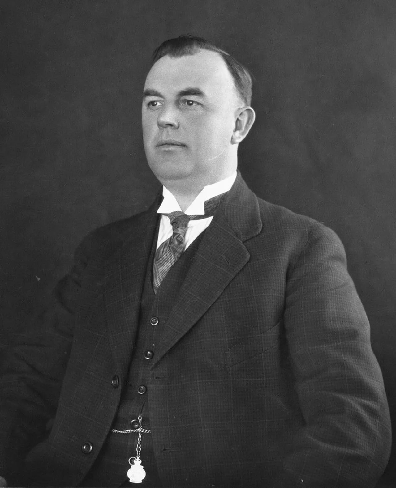Portrait of Malcolm McIntosh (1888–1960) – memorial page
