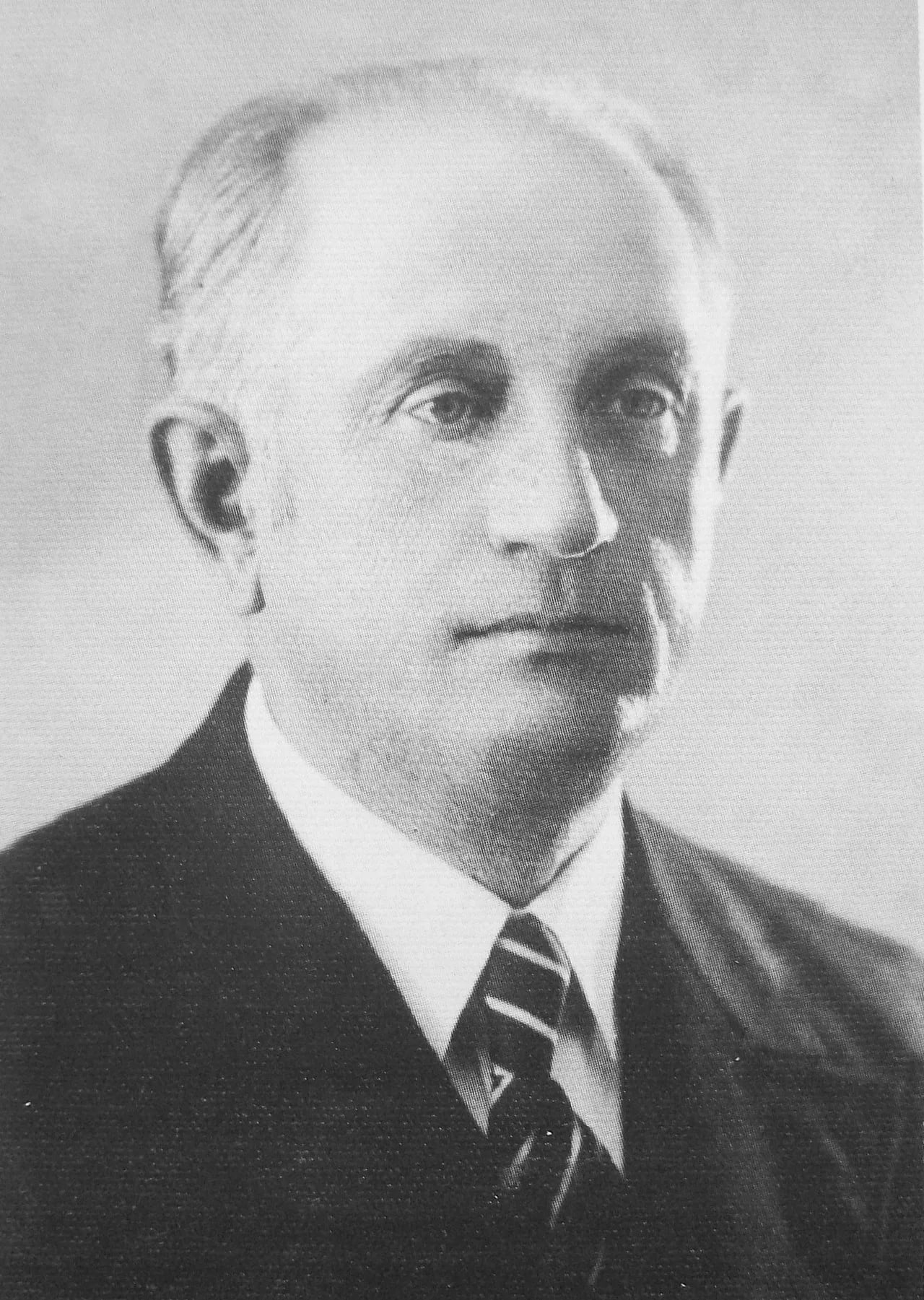 Portrait of Juliusz Bruna (1876–1950) – memorial page