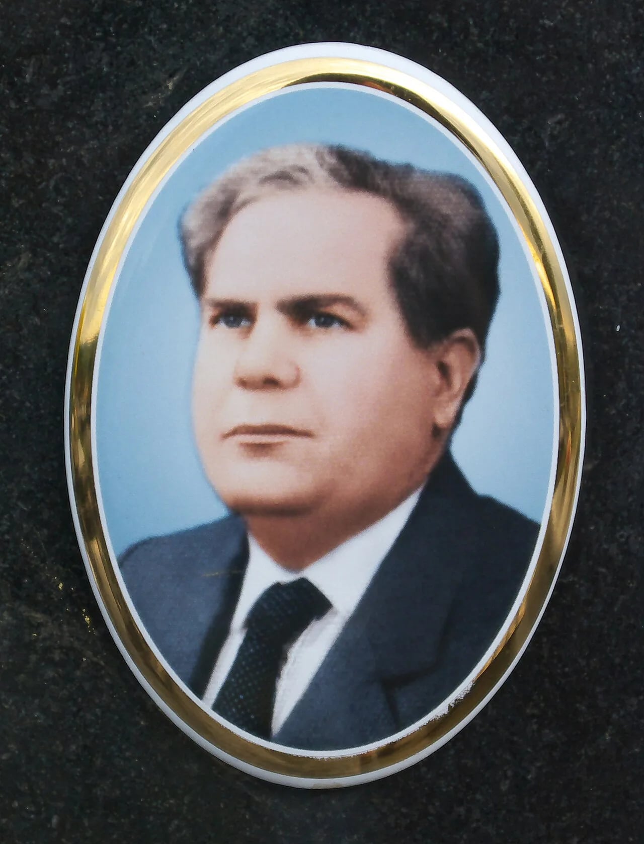 Portrait of Edmund Janusz (1928–2009) – memorial page
