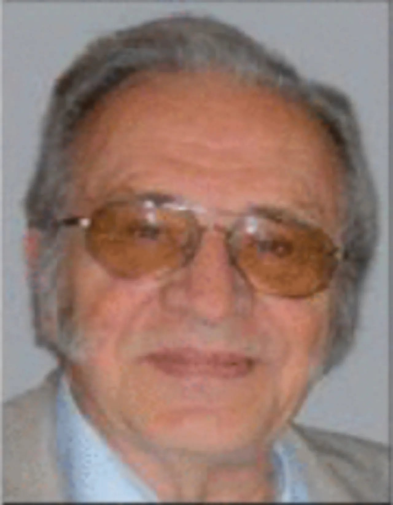 Porträt von Ernst Rothauser (1931–2015) – Gedenkseite