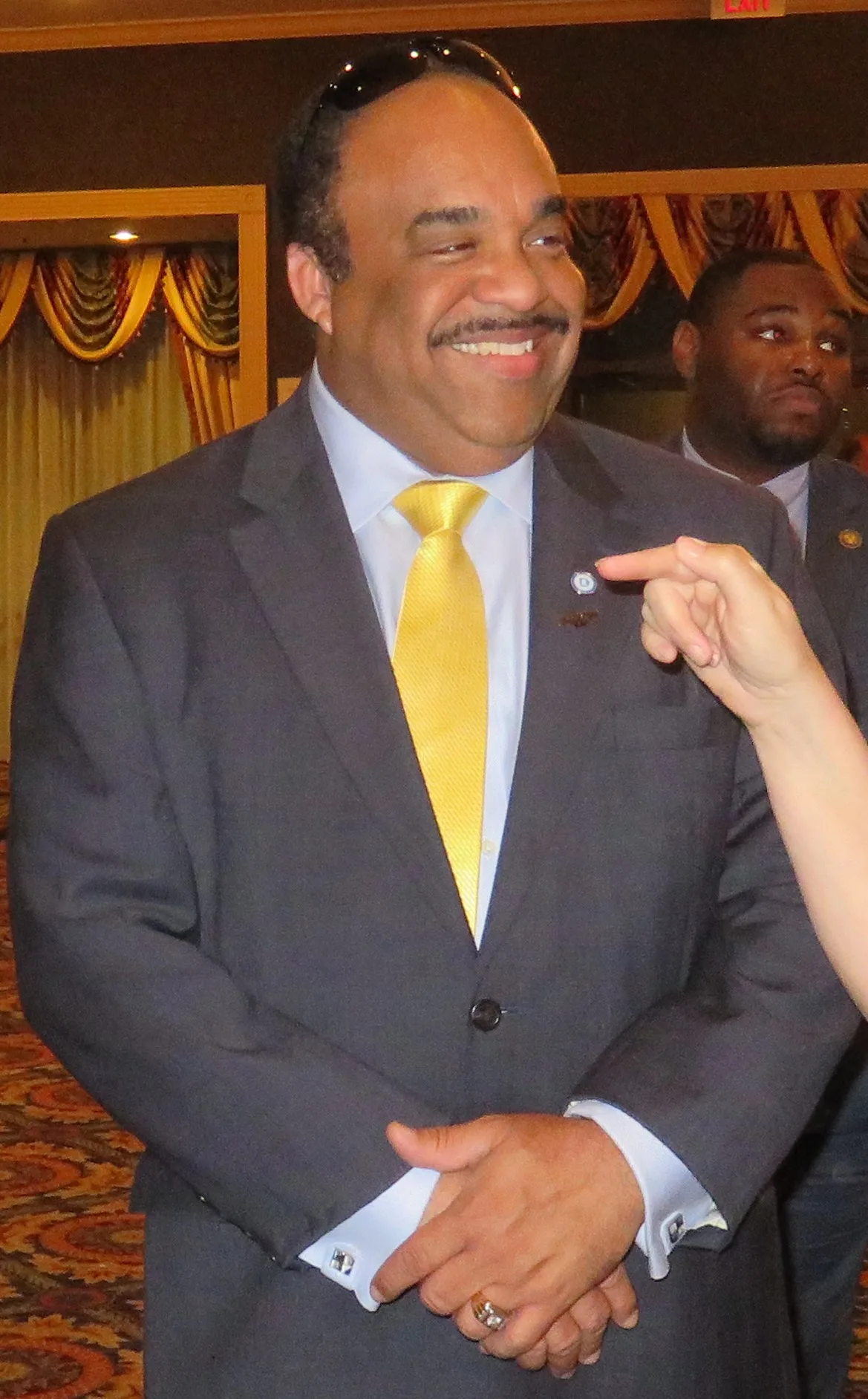 Porträt von Charles Young Jr. (1962–2024) – Gedenkseite