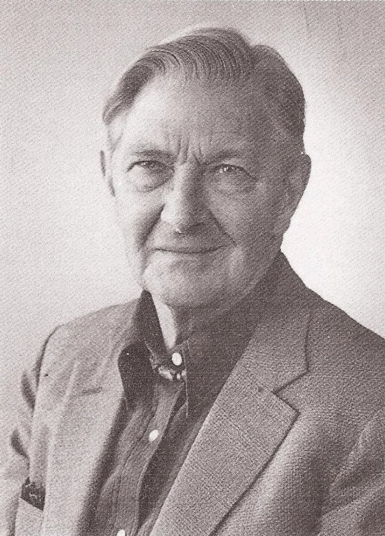 Portrait of Pouel Kern (1908–1993) – memorial page