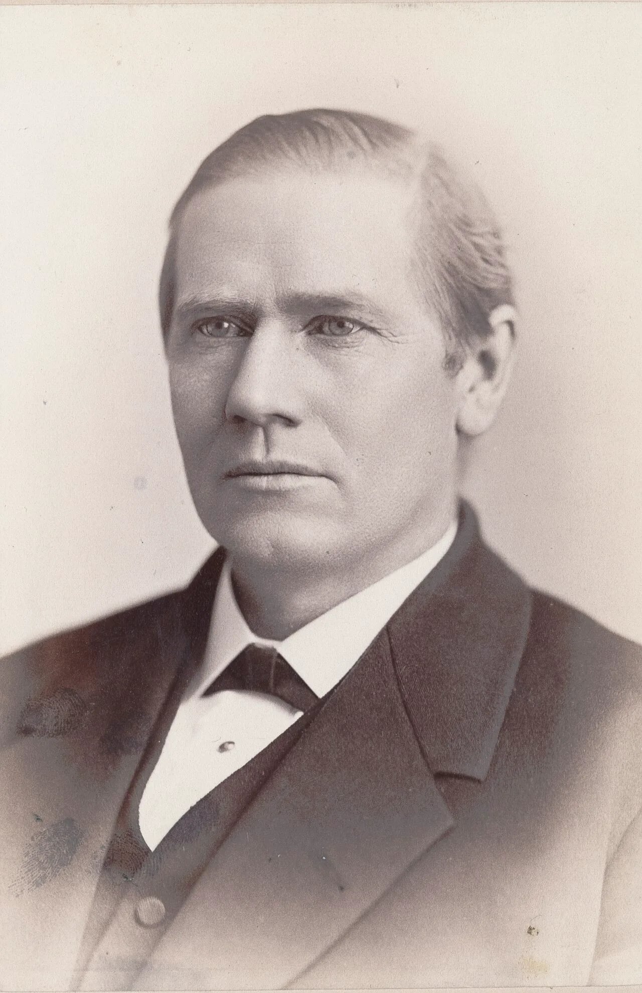 Portrait of Charles N. Sims (1835–1908) – memorial page