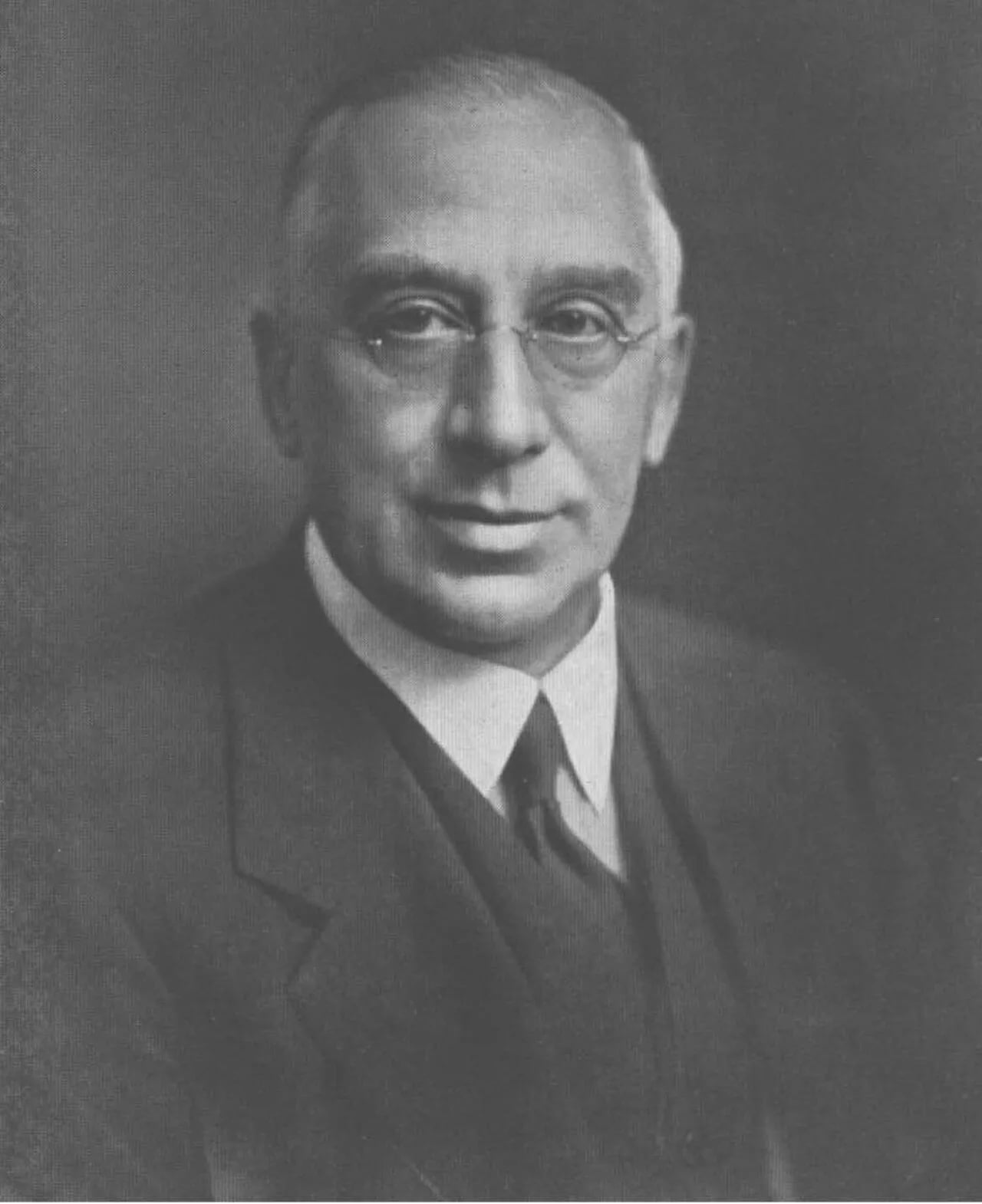 Portrait of G. W. C. Kaye (1880–1941) – memorial page