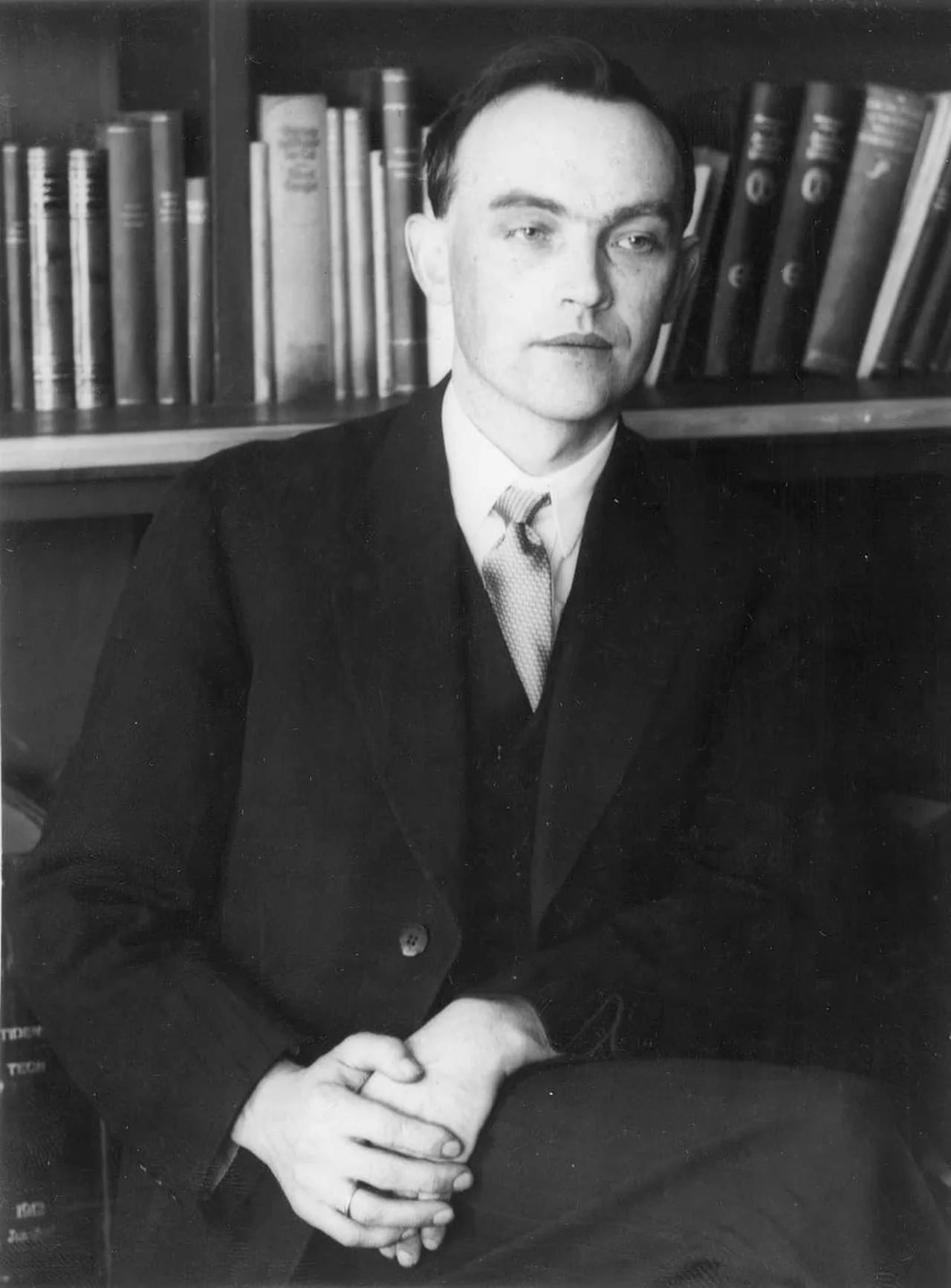 Portrait of Svein Rosseland (1894–1985) – memorial page