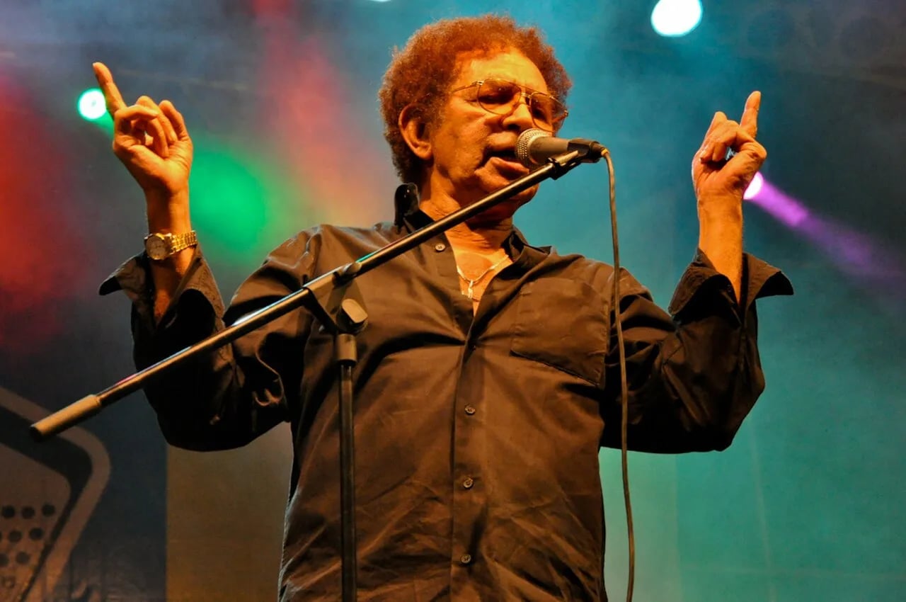 Porträt von Reginaldo Rossi (1944–2013) – Gedenkseite