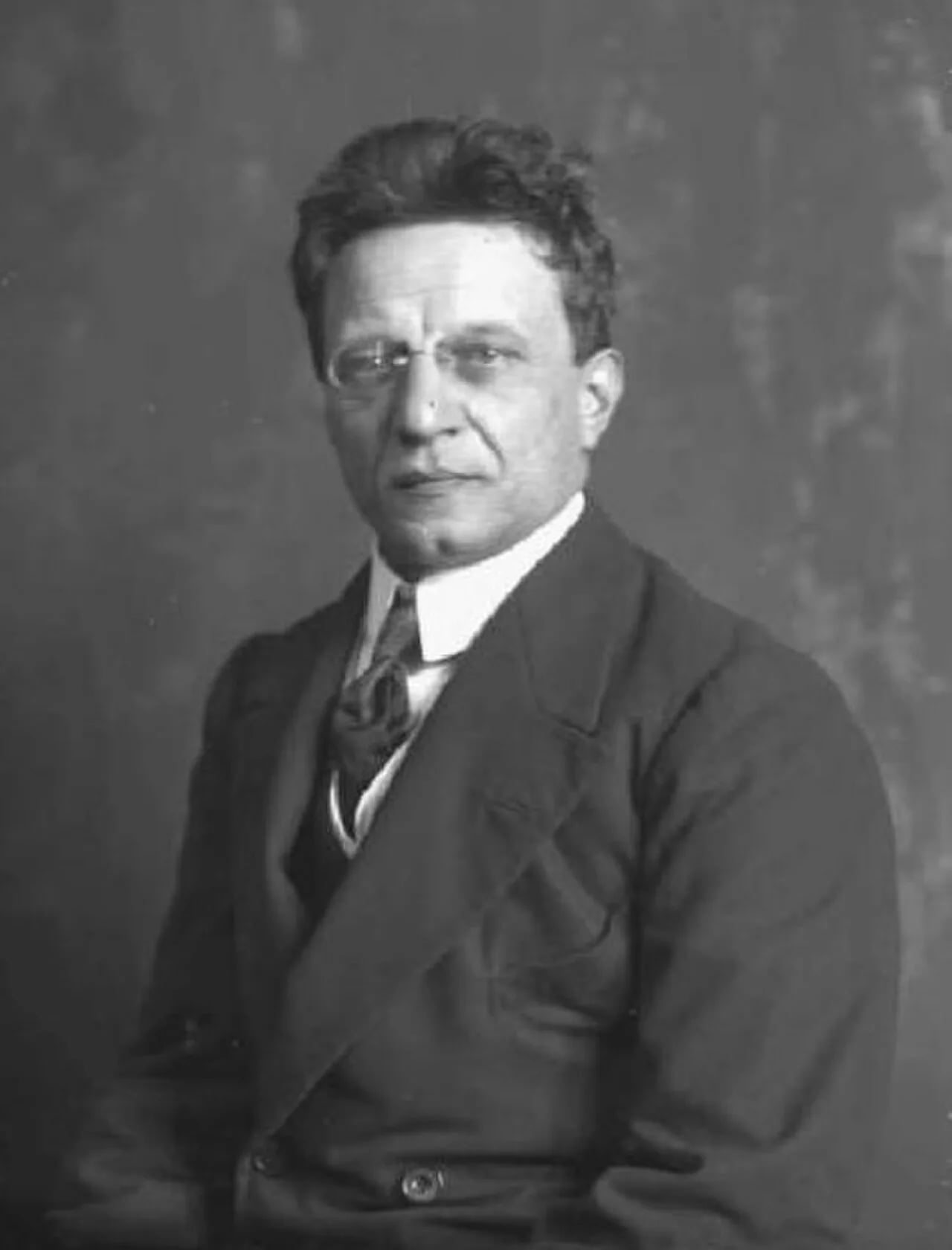 Portrait of Arnaldo Agnelli (1875–1921) – memorial page
