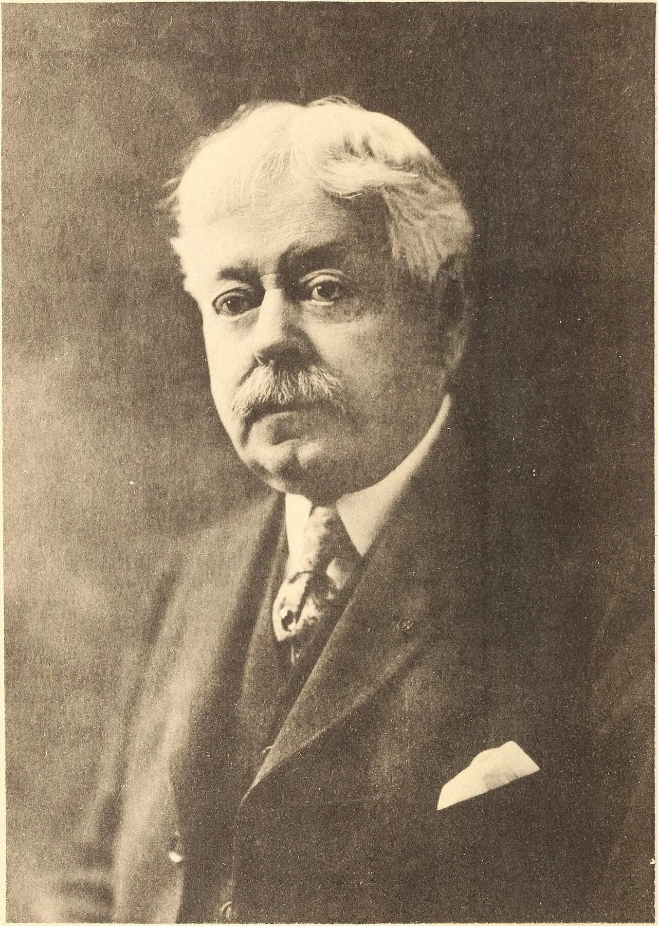 Porträt von Frederick J. V. Skiff (1851–1921) – Gedenkseite