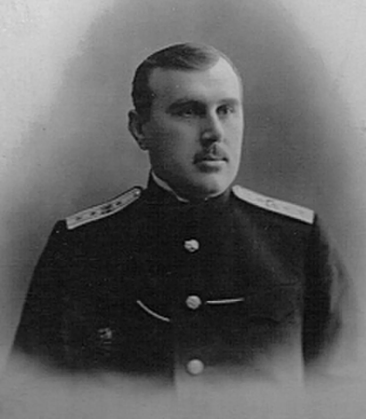Porträt von Gustaw Ejsmont (1880–1954) – Gedenkseite