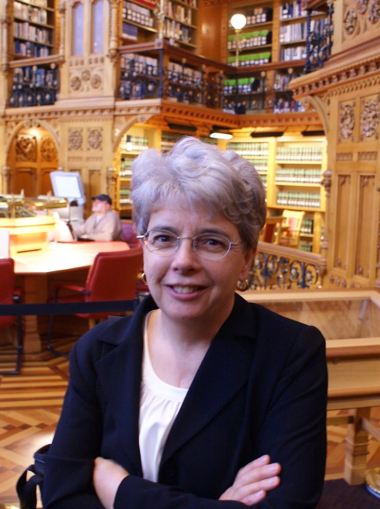 Portrait of Annette Hayward (1945–2024) – memorial page