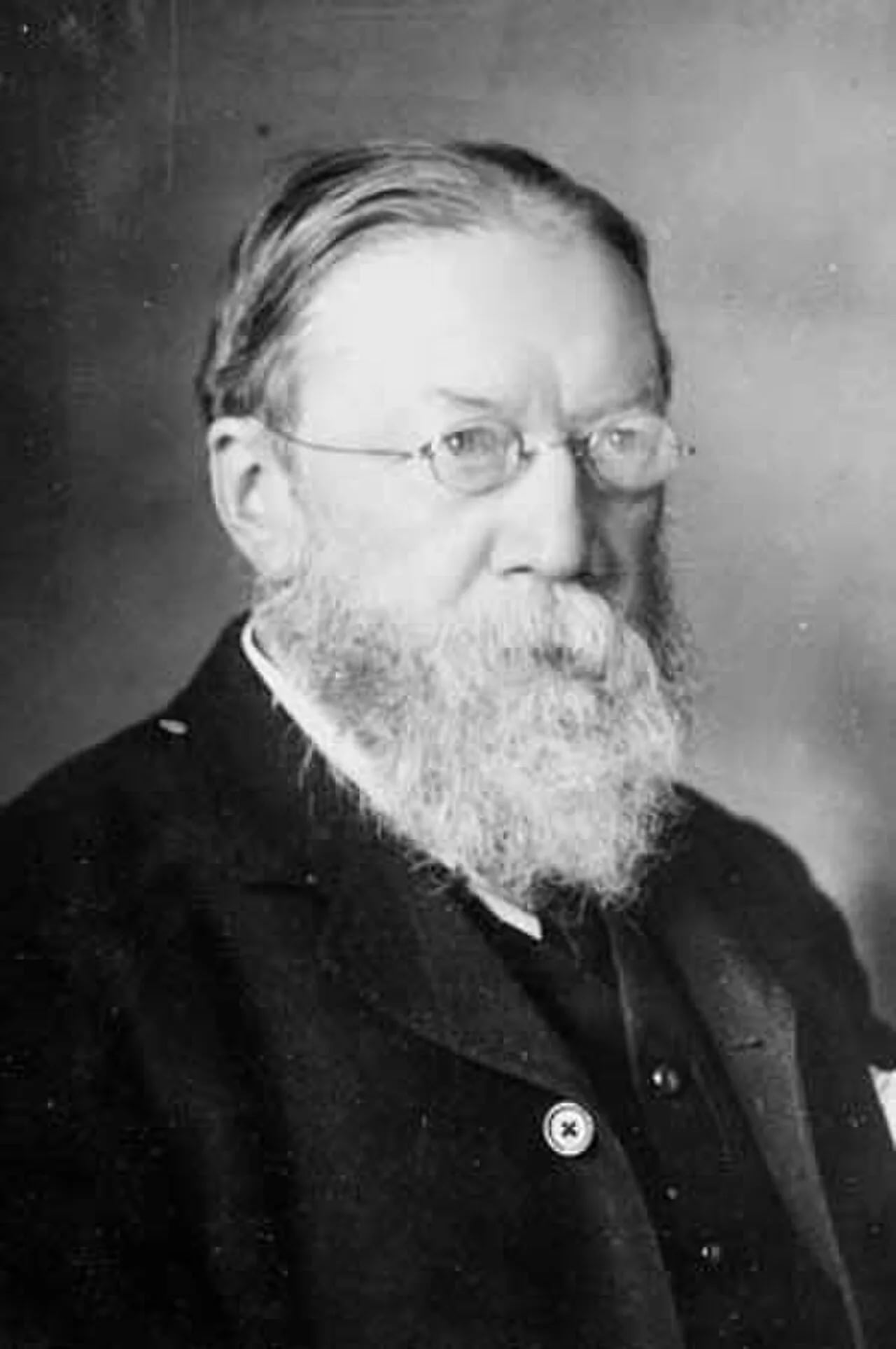 Porträt von William Henry Preece (1834–1913) – Gedenkseite
