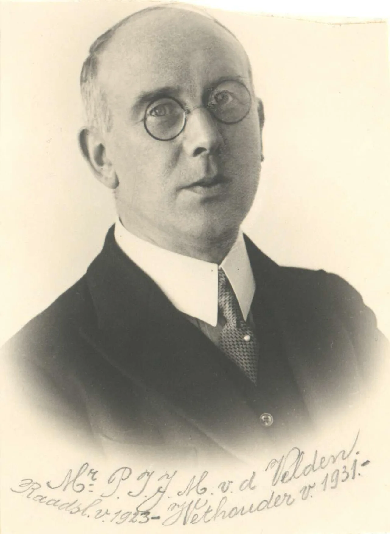 Portrait of Petrus Ignatius Josephus van der Velden (1890–1964) – memorial page