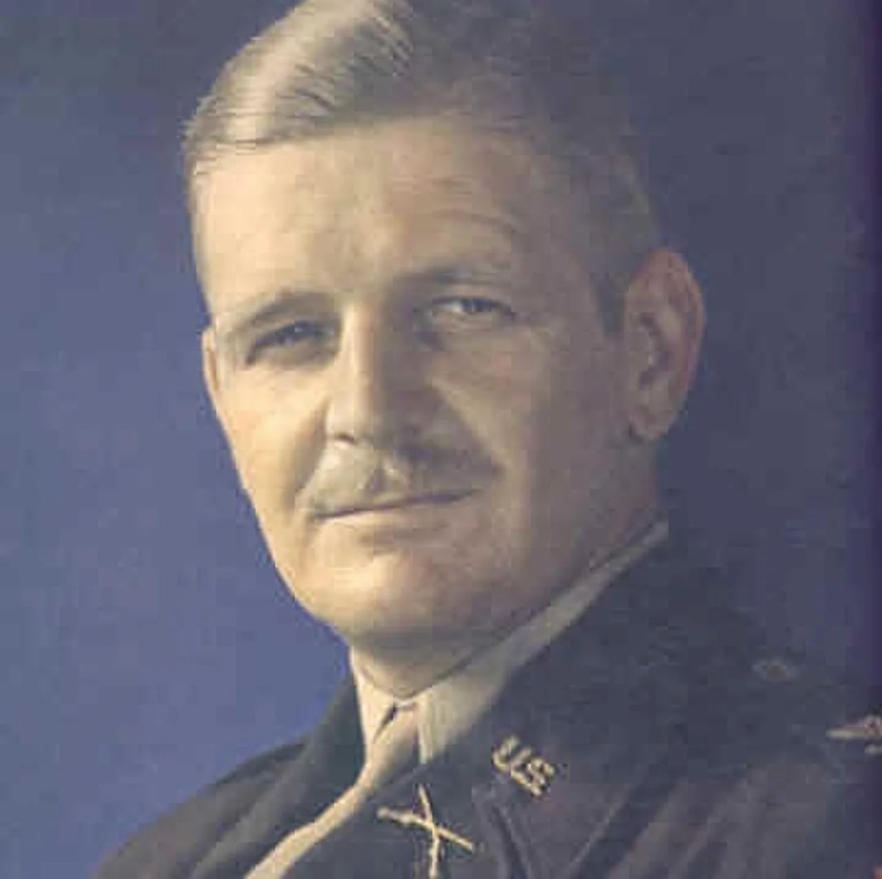 Porträt von Reuben H. Tucker (1911–1970) – Gedenkseite
