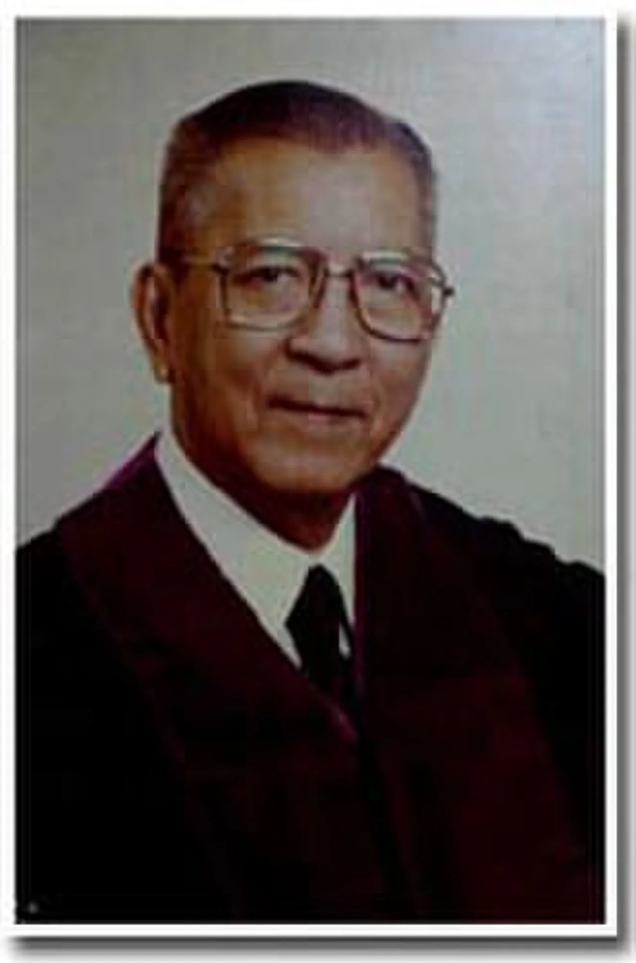 Portrait of Enrique M. Fernando (1915–2004) – memorial page