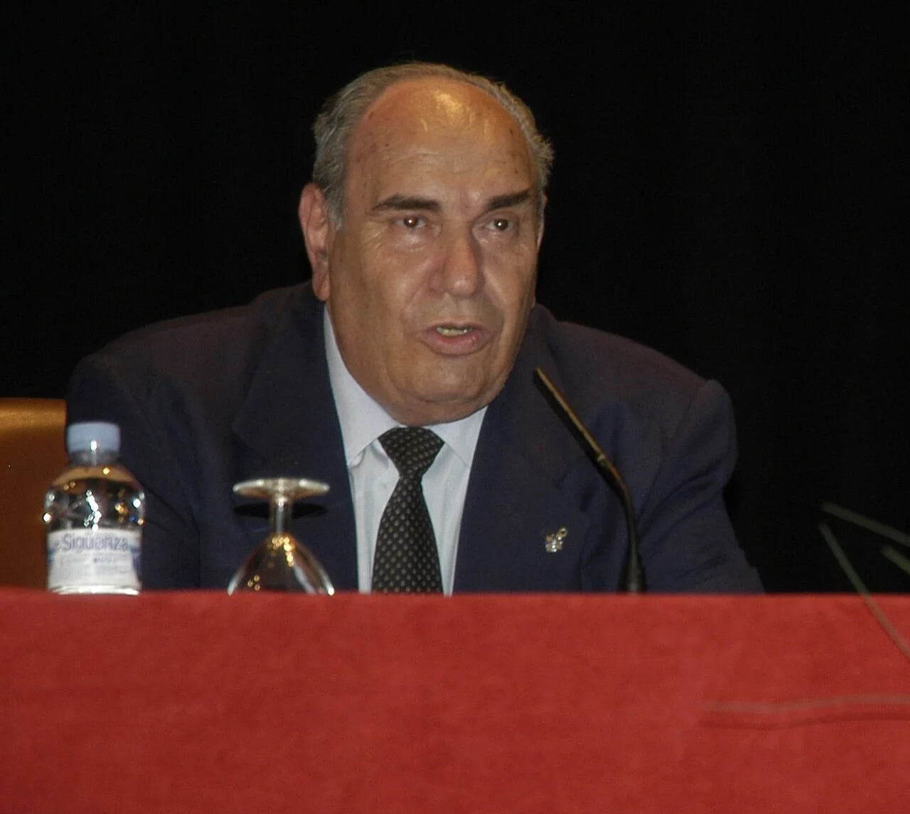 Portrait of Francisco Olivencia Ruiz (1934–2019) – memorial page