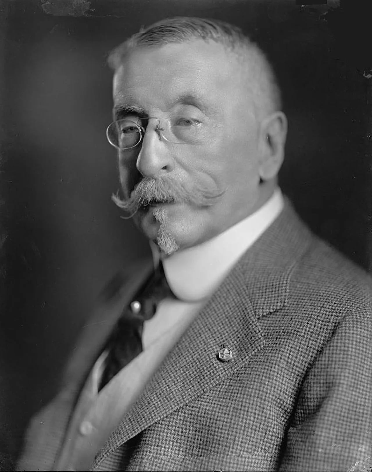 Portrait of Henry A. du Pont (1838–1926) – memorial page