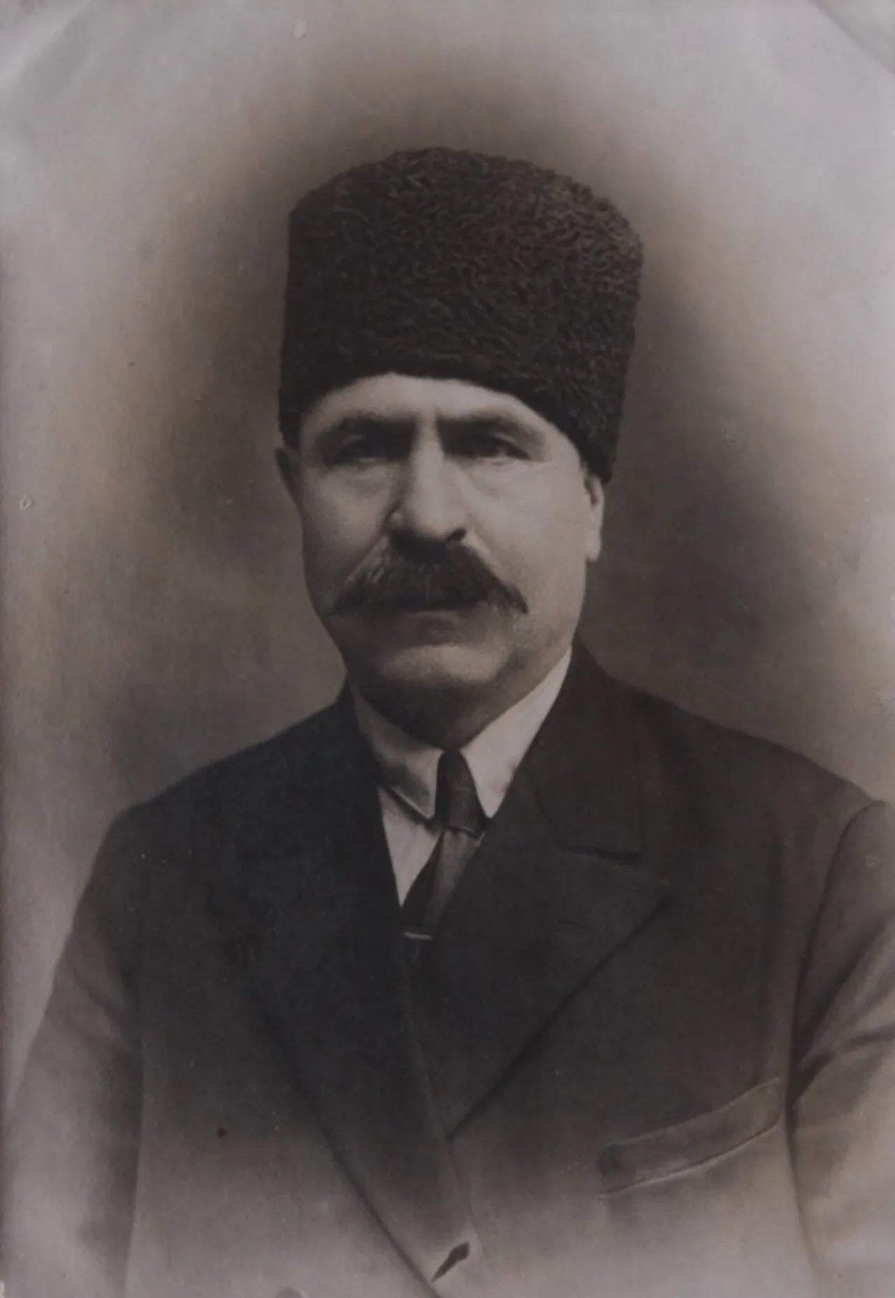 Portrait of Kasım Yolageldili (1878–1936) – memorial page