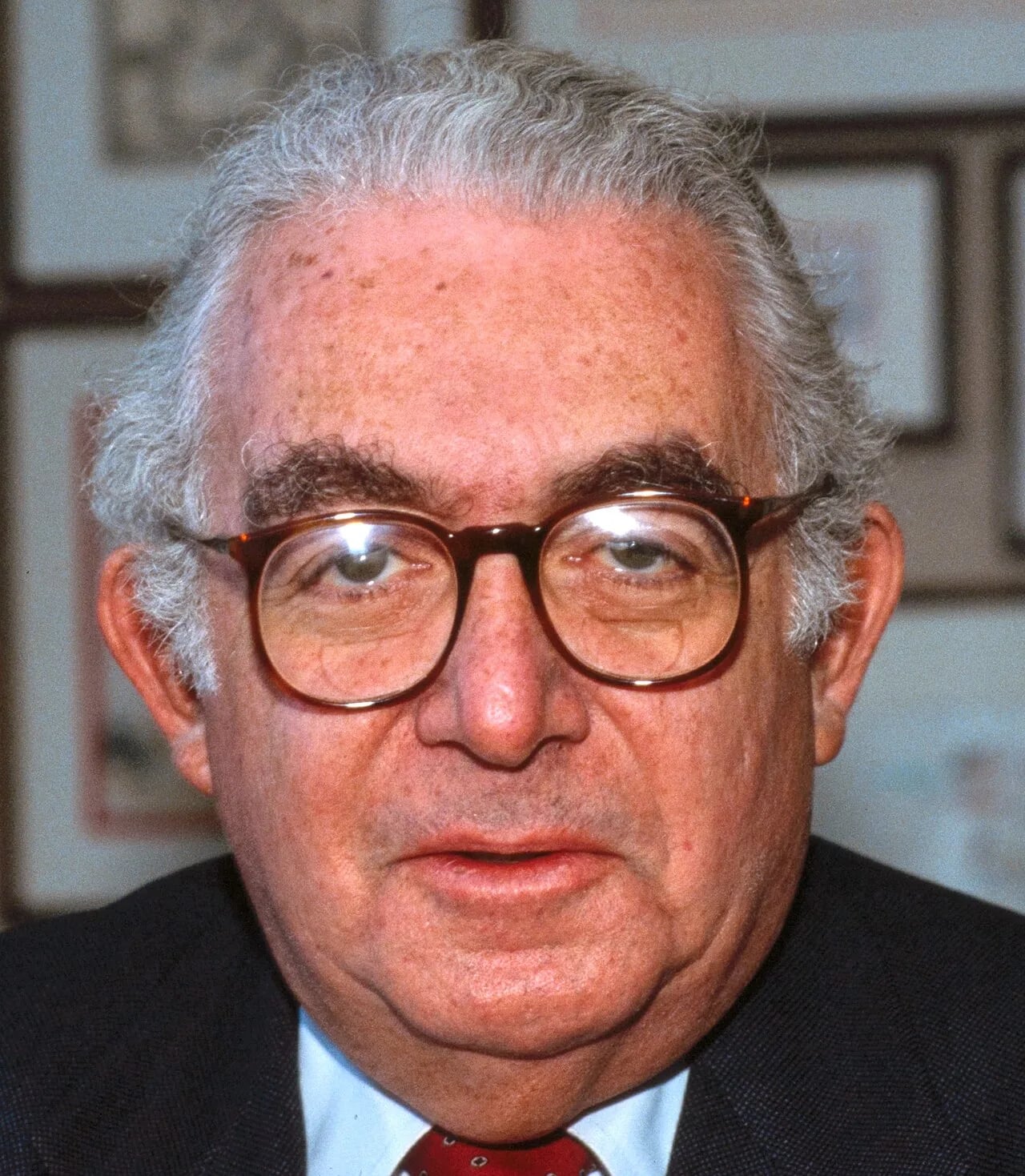 Portrait of Henry Grunwald (1922–2005) – memorial page
