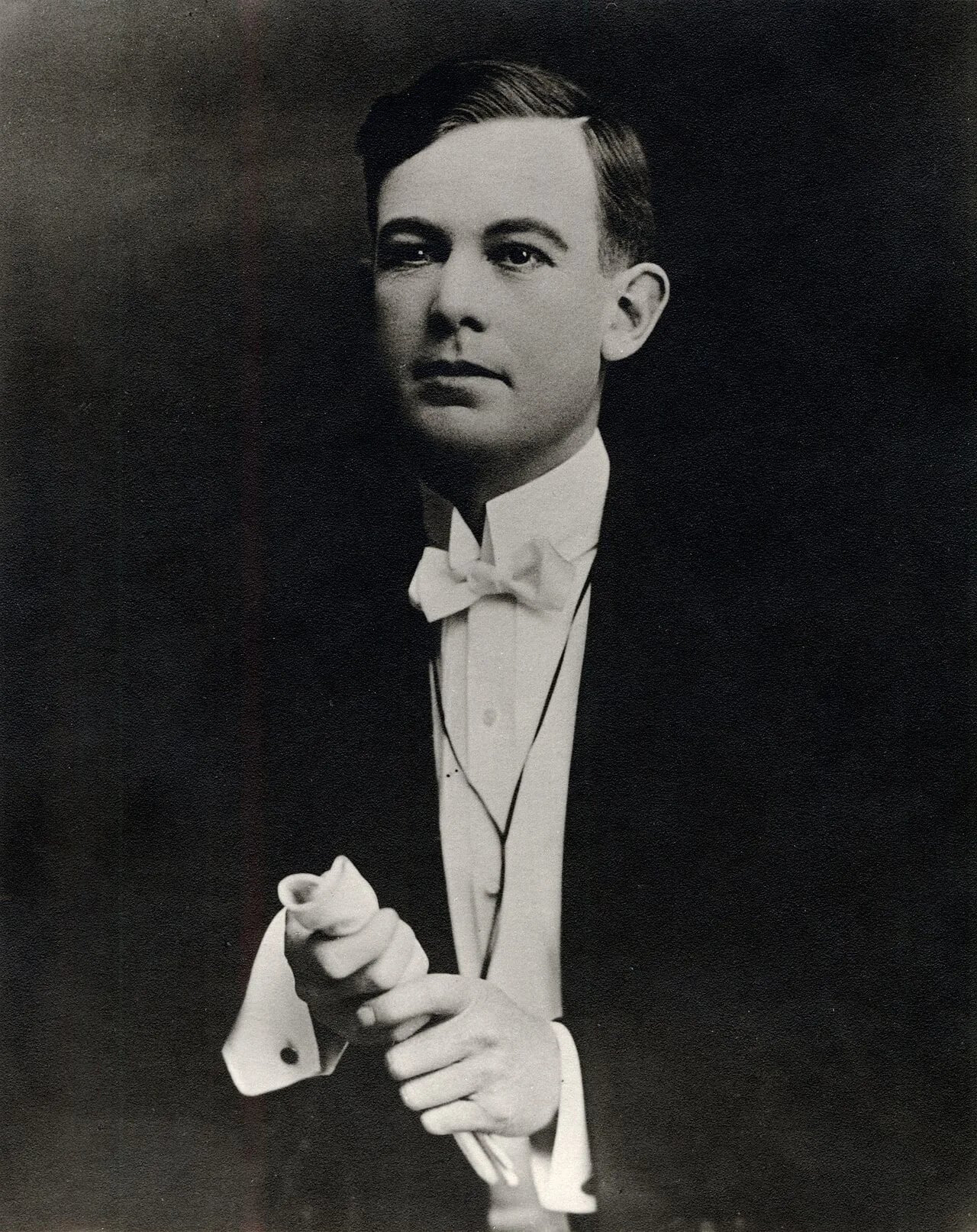 Portrait of James William McGhee (1882–1968) – memorial page