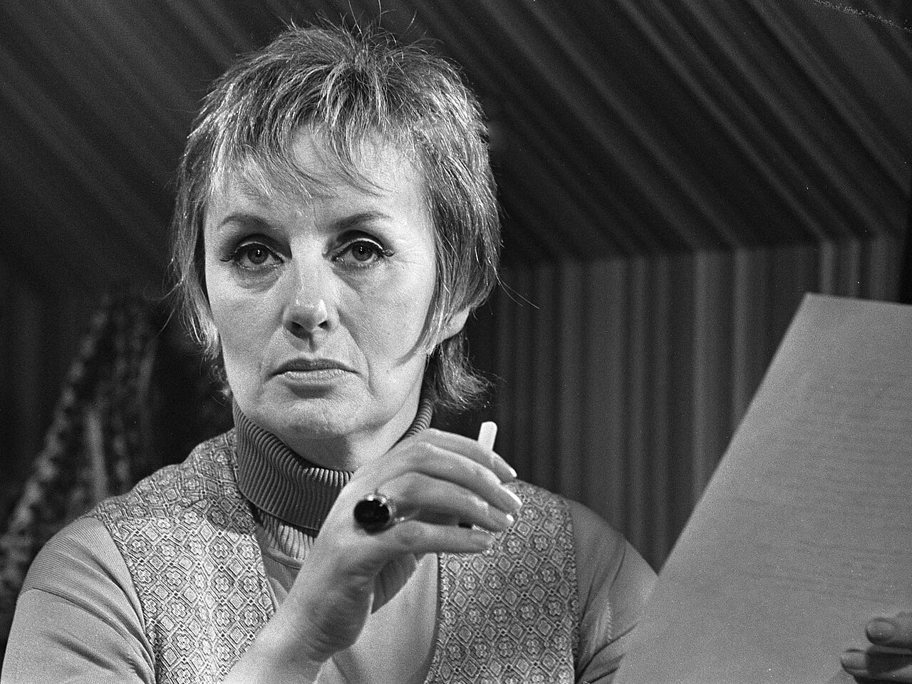 Portrait of Andrea Domburg (1923–1997) – memorial page