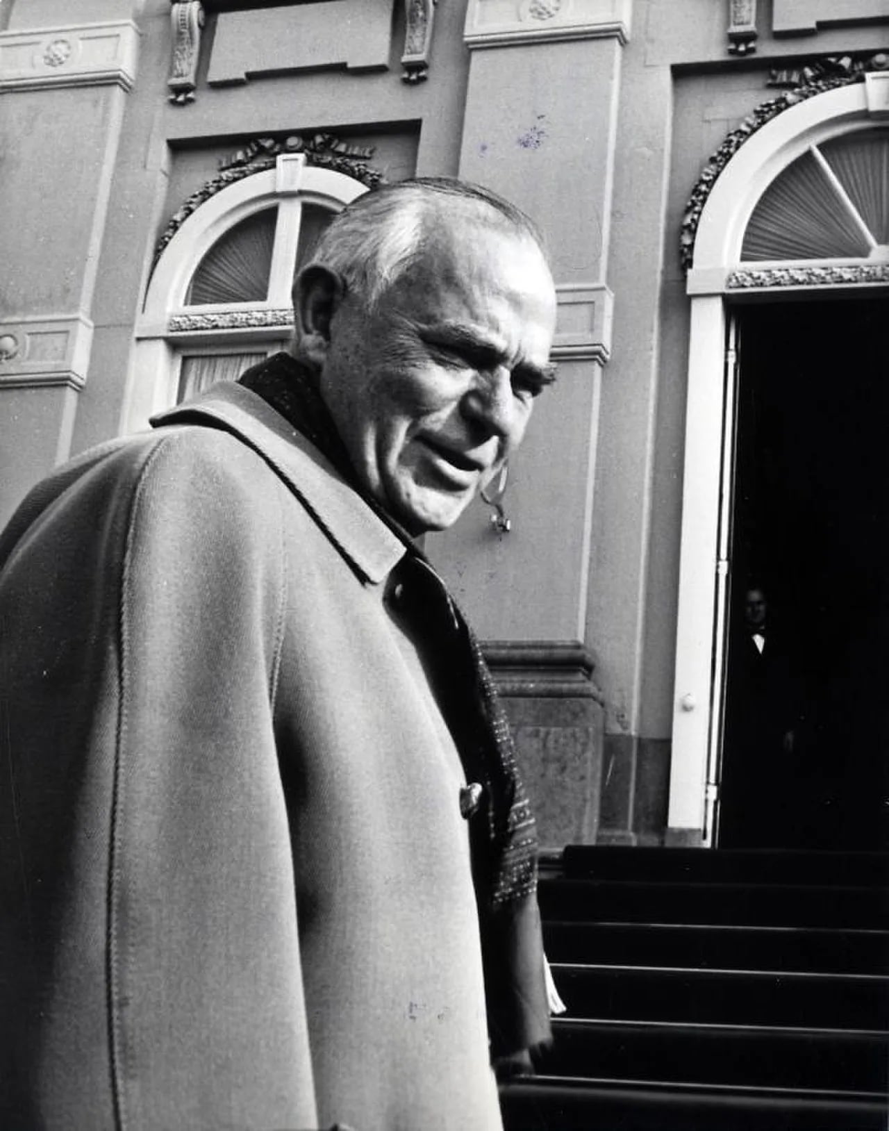 Portrait of Jaap Burger (1904–1986) – memorial page