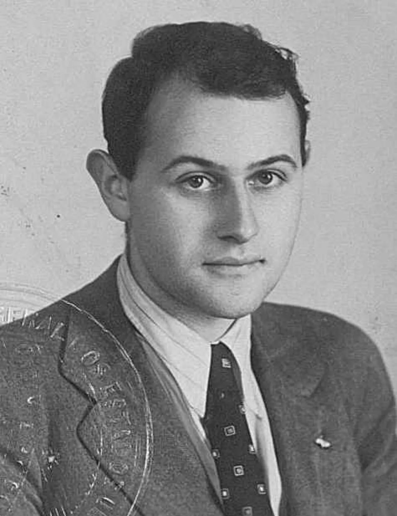 Portrait of Vilém Flusser (1920–1991) – memorial page