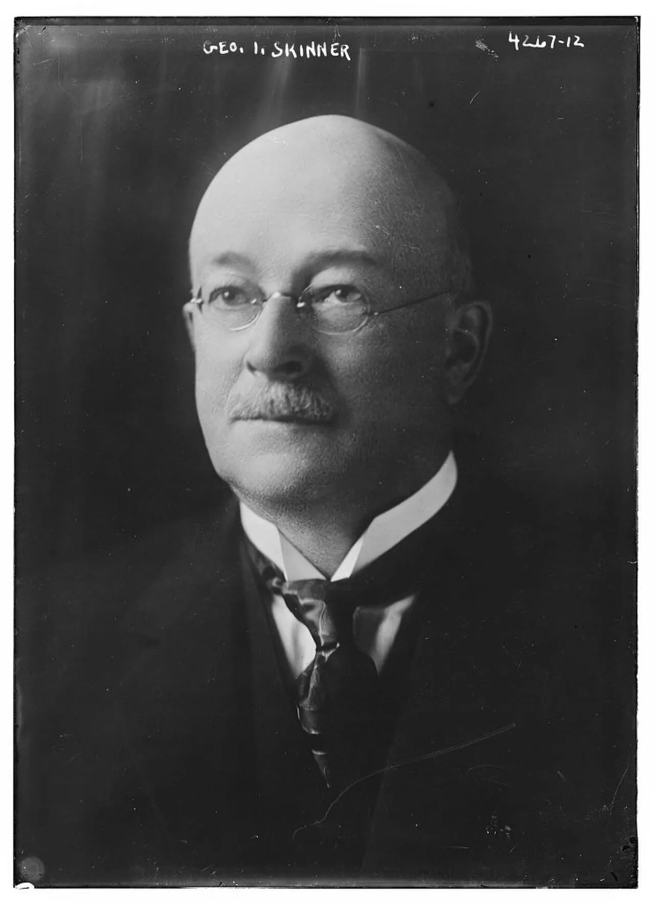 Porträt von George Irving Skinner (1858–1926) – Gedenkseite