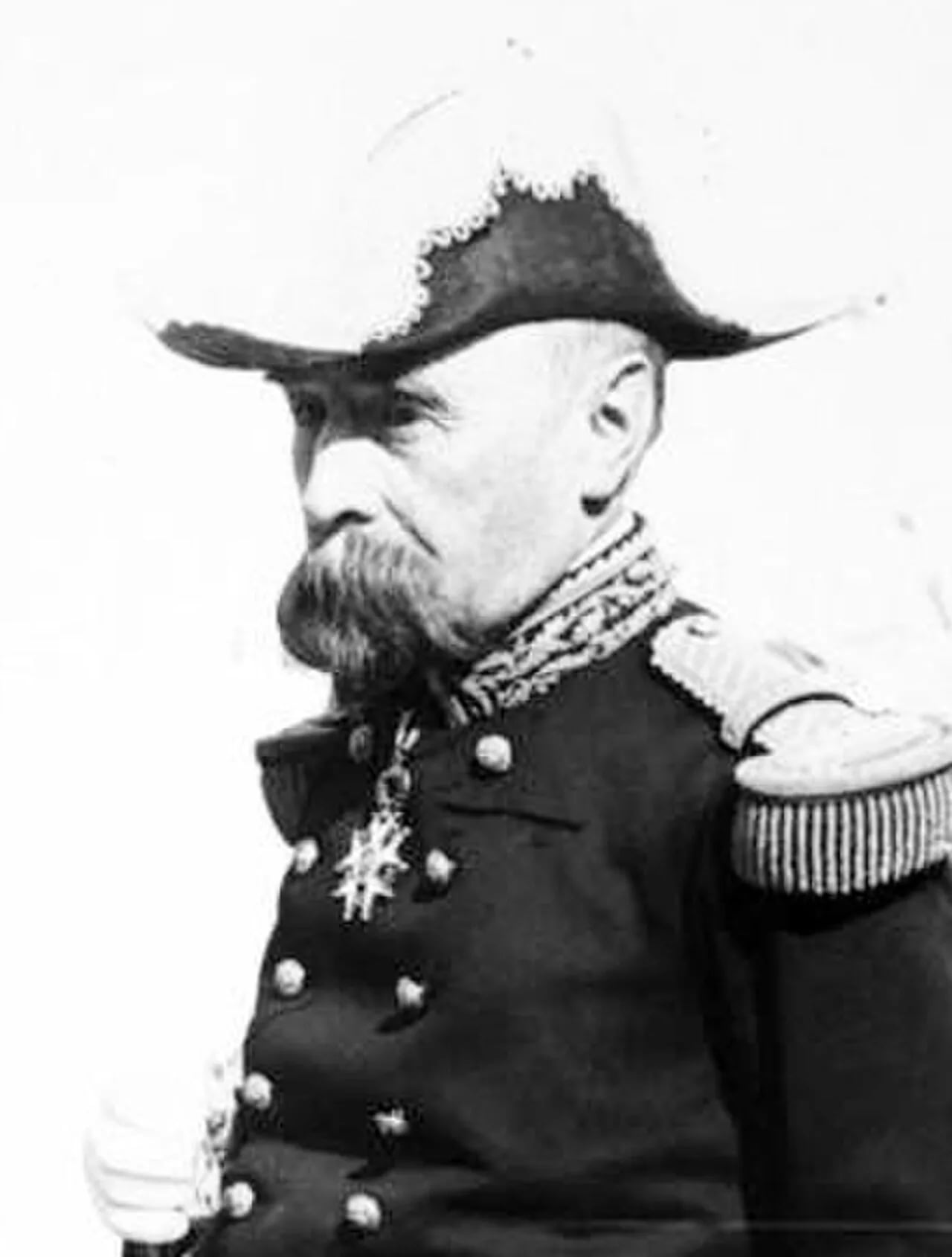 Portrait of Paul Édouard Pouradier-Duteil (1854–1933) – memorial page