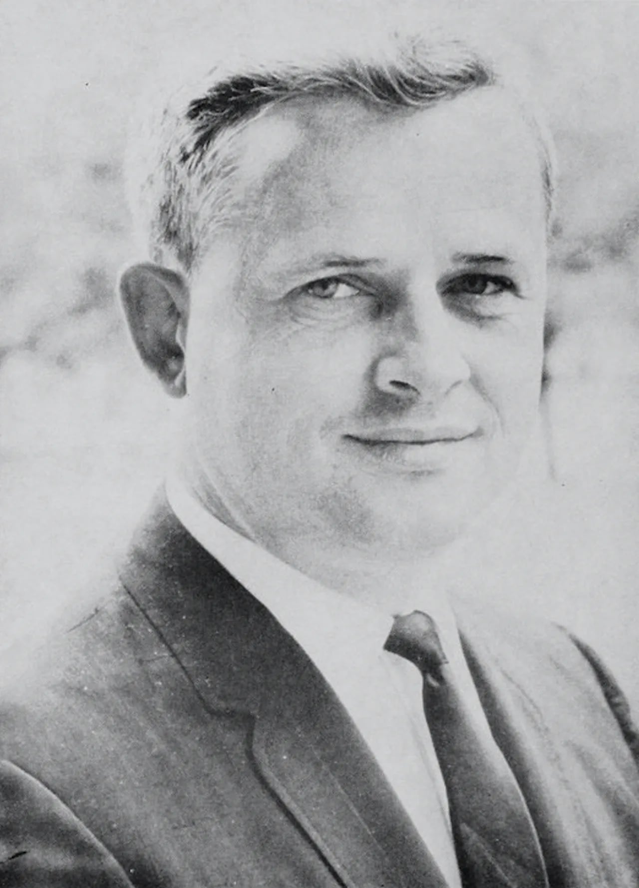 Portrait of Robert D. Fulton (1929–2024) – memorial page
