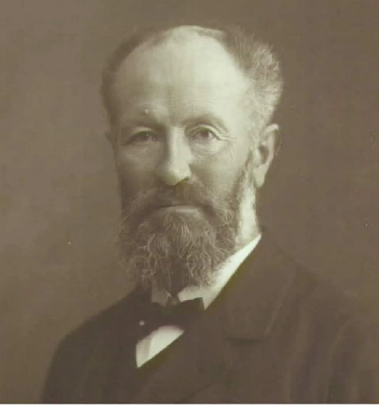 Porträt von Giuseppe Botterini de Pelosi (1853–1927) – Gedenkseite