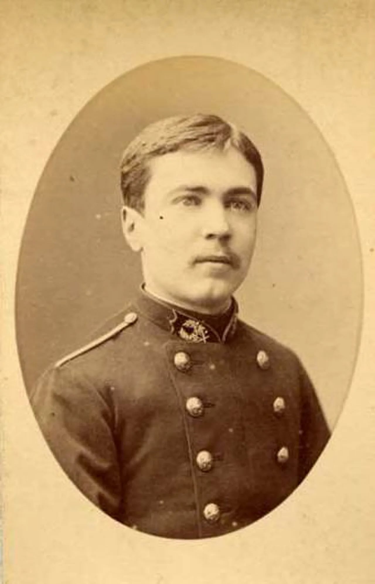 Portrait of Ferdinand Guillebot de Nerville (1858–1931) – memorial page