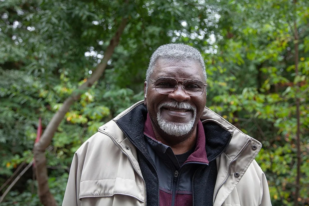 Portrait of Elbert Howard (1938–2018) – memorial page