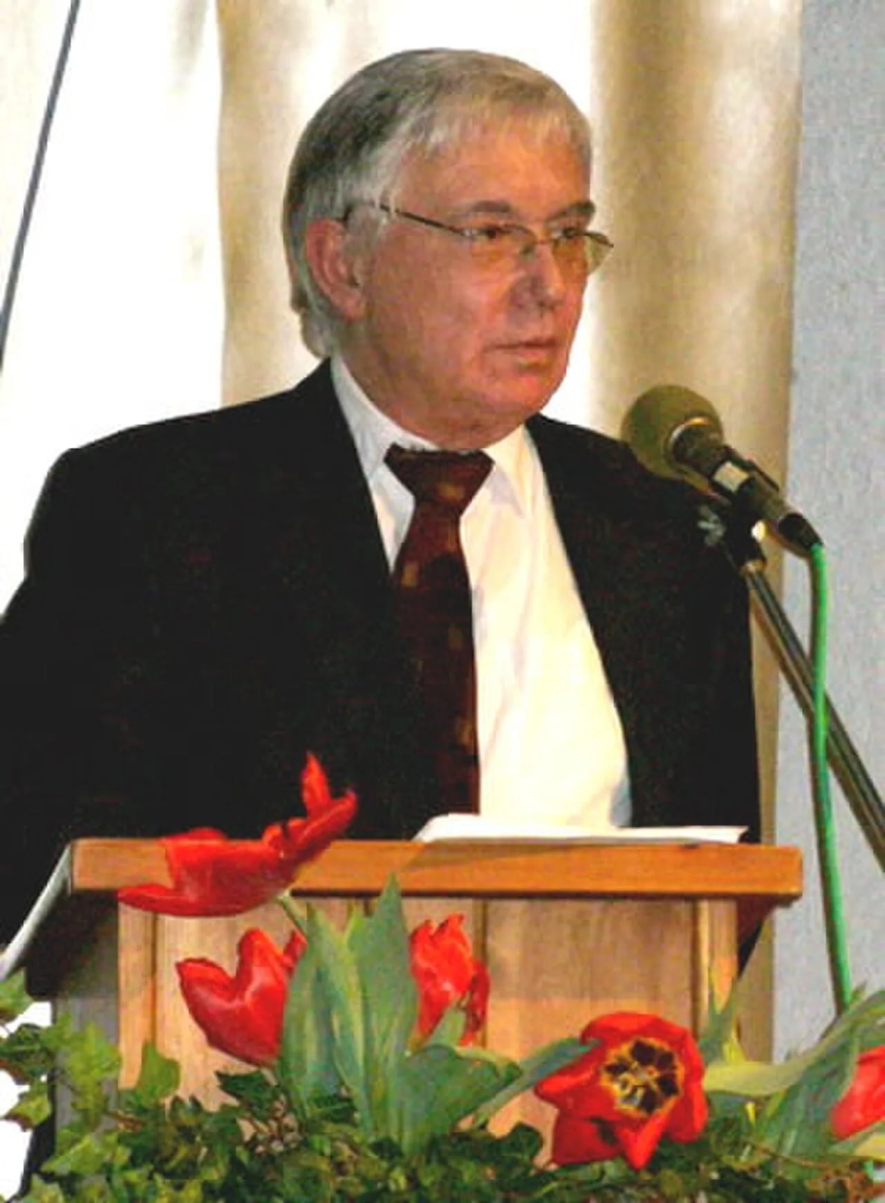 Porträt von Roland Haug (1940–2021) – Gedenkseite