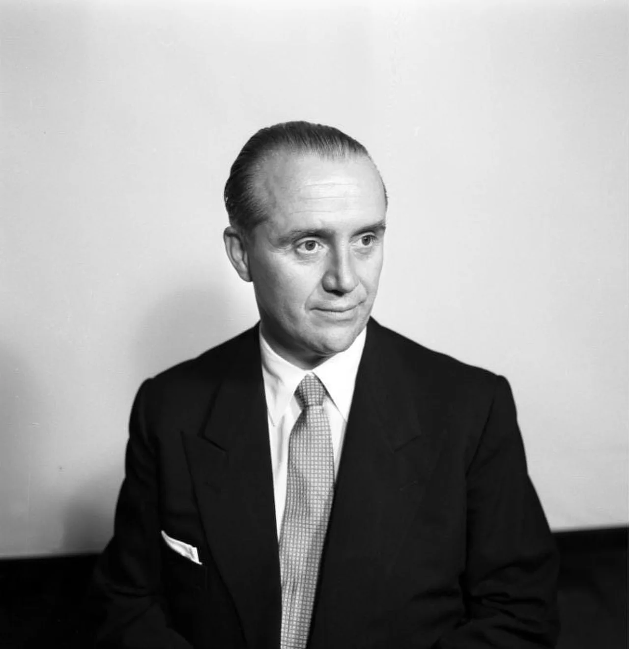 Porträt von Kurt Luedde-Neurath (1911–1984) – Gedenkseite