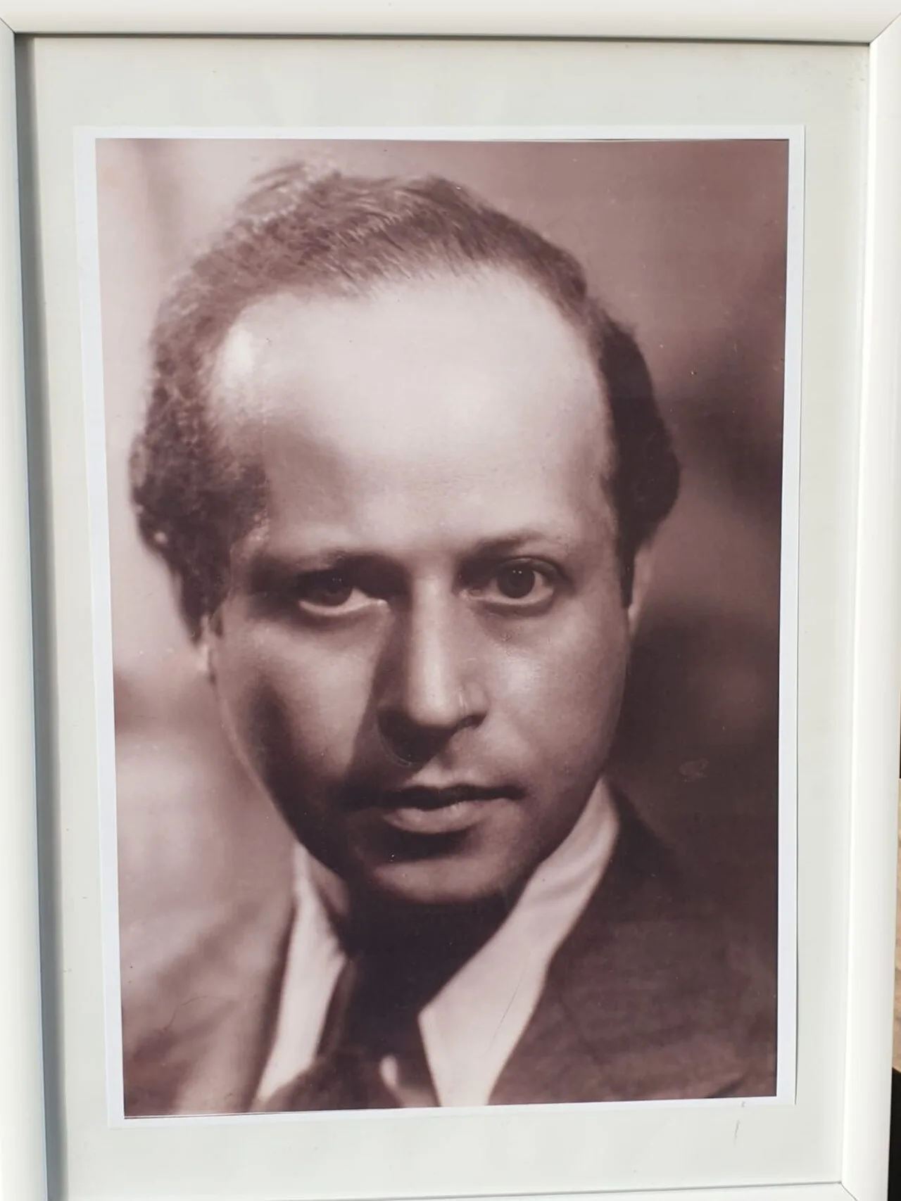 Portrait of Wilfrid Israel (1899–1943) – memorial page