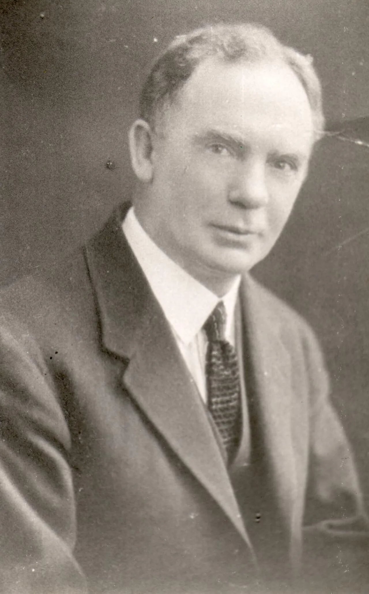 Portrait of Albert Fryar (1875–1944) – memorial page