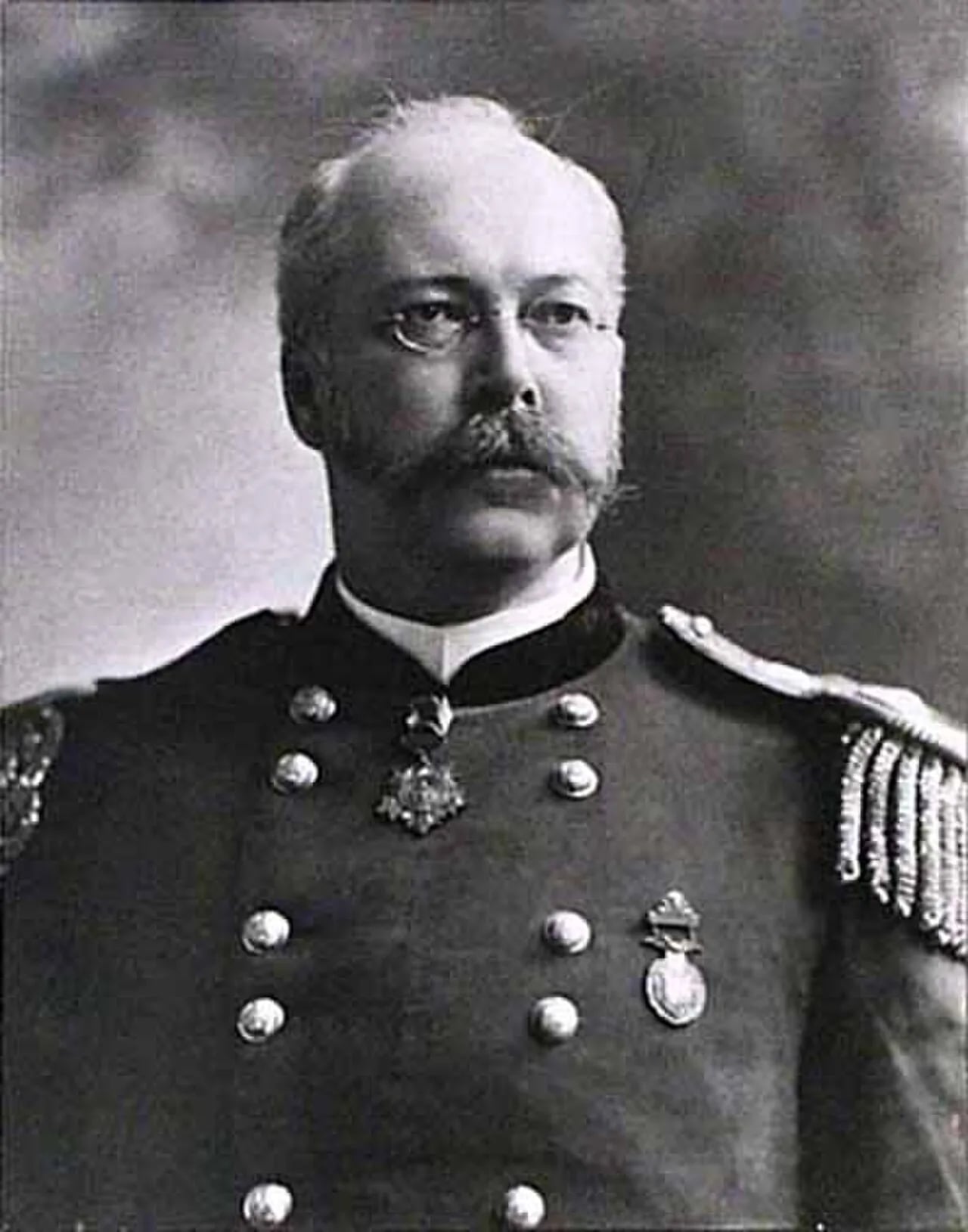 Portrait of Edmund B. Hayes (1849–1923) – memorial page