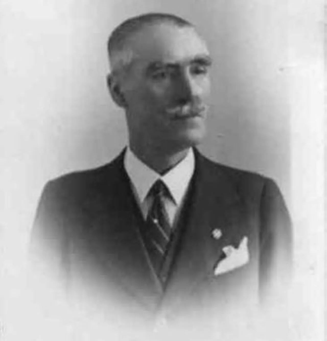 Porträt von Mario Nomis di Cossilla (1874–1946) – Gedenkseite