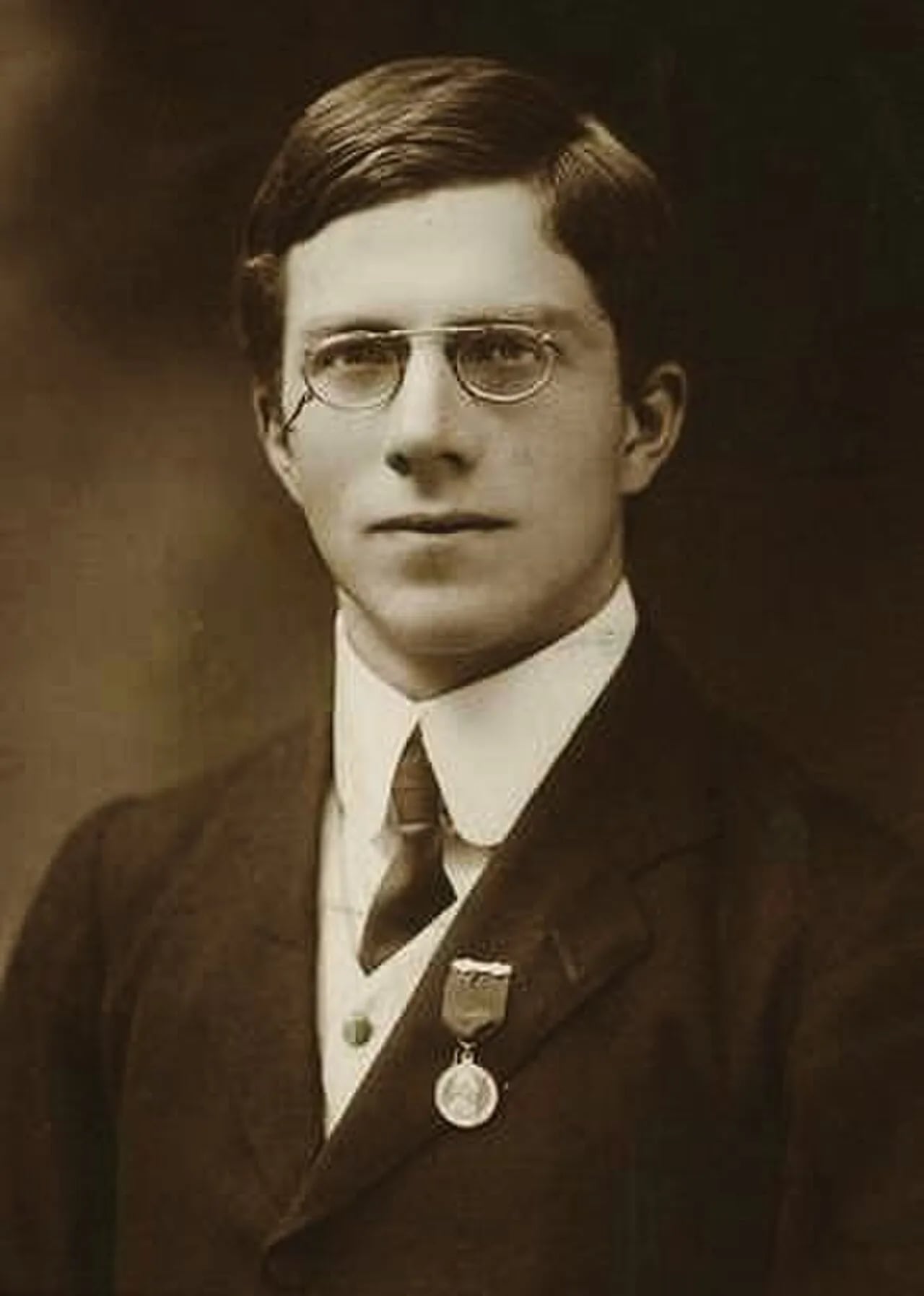 Portrait of Ronald Aylmer Fisher (1890–1962) – memorial page