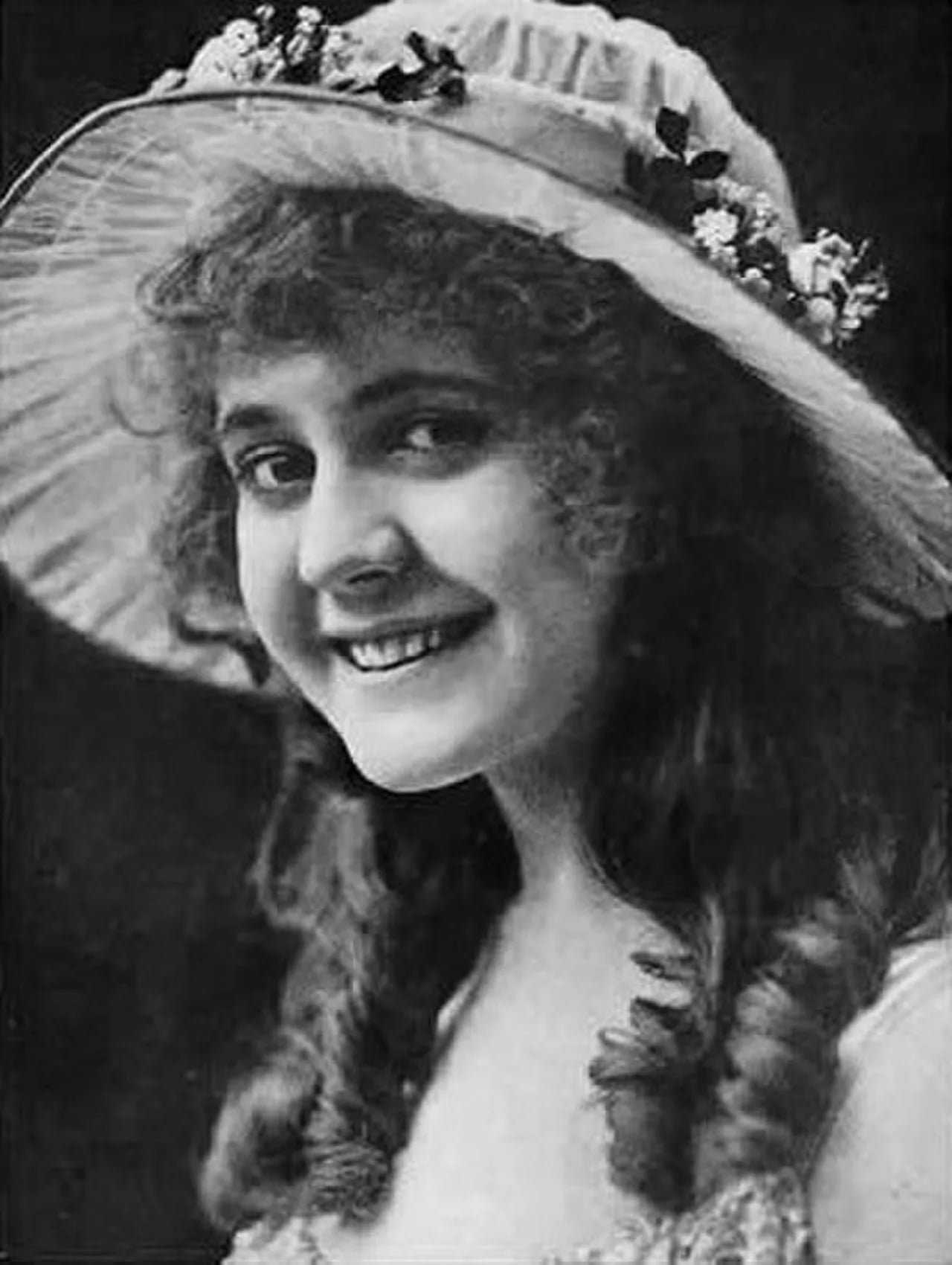Porträt von Violet Mersereau (1892–1975) – Gedenkseite
