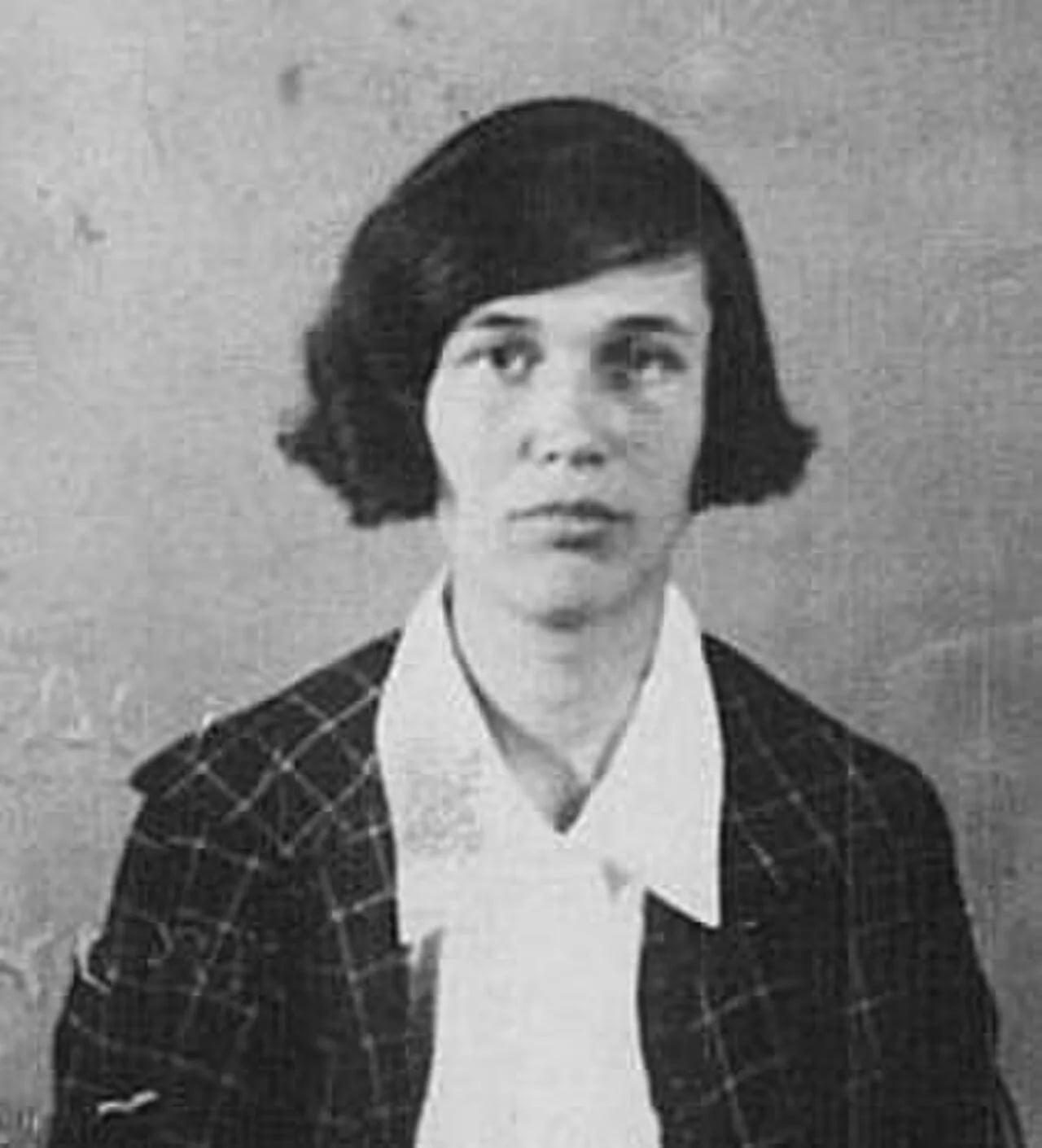 Portrait of Emily Lansingh Muir (1904–2003) – memorial page