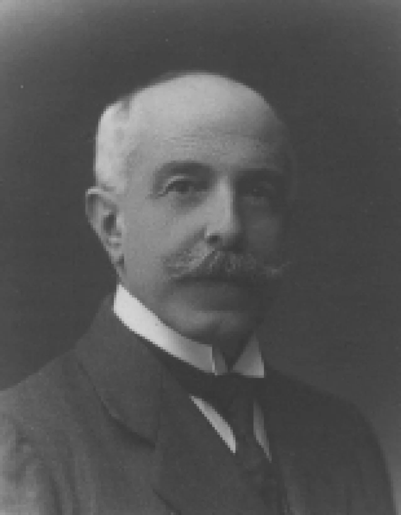 Portrait of Alfredo Bouvier (1856–1947) – memorial page
