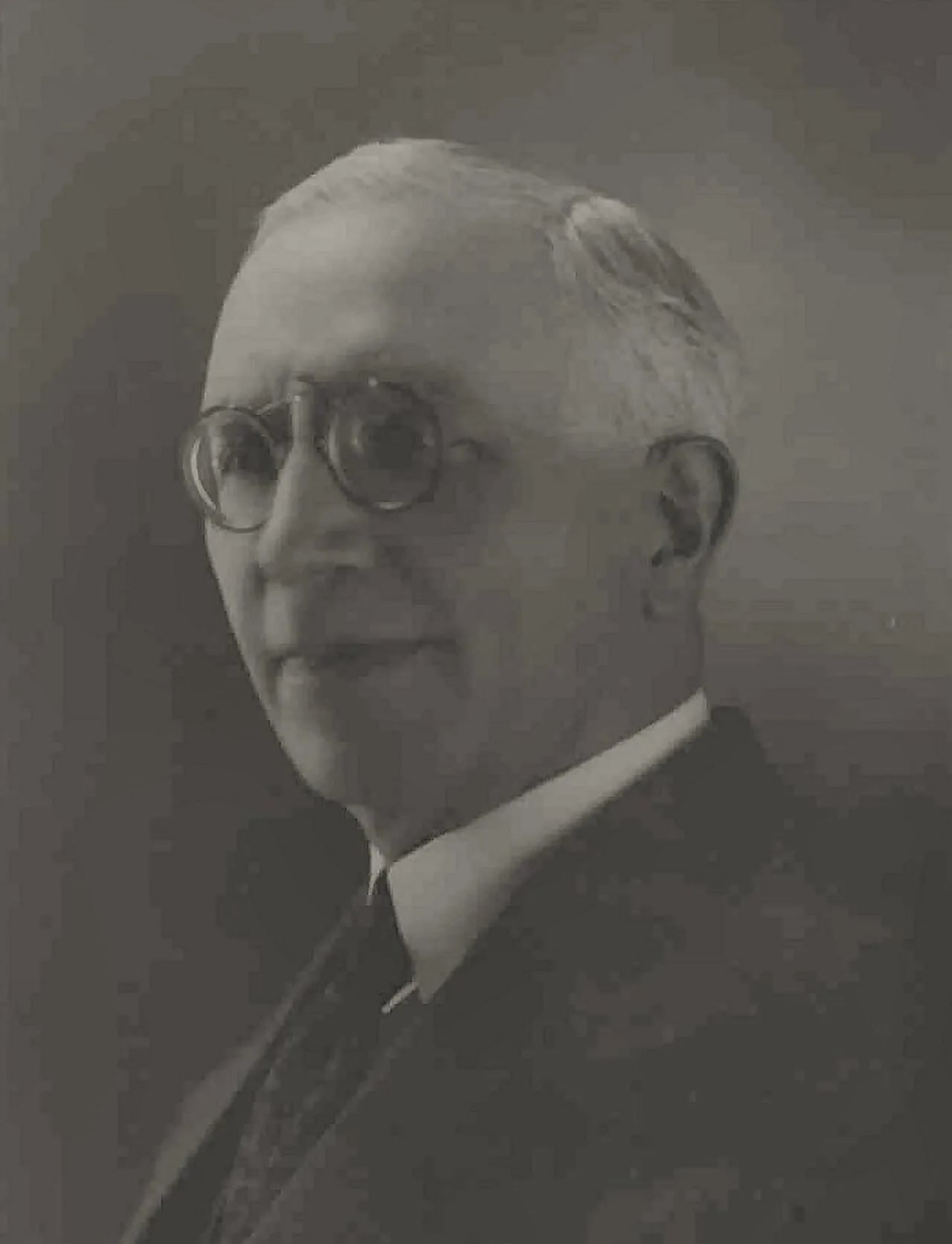 Porträt von Enrico Padiglione (1865–1958) – Gedenkseite
